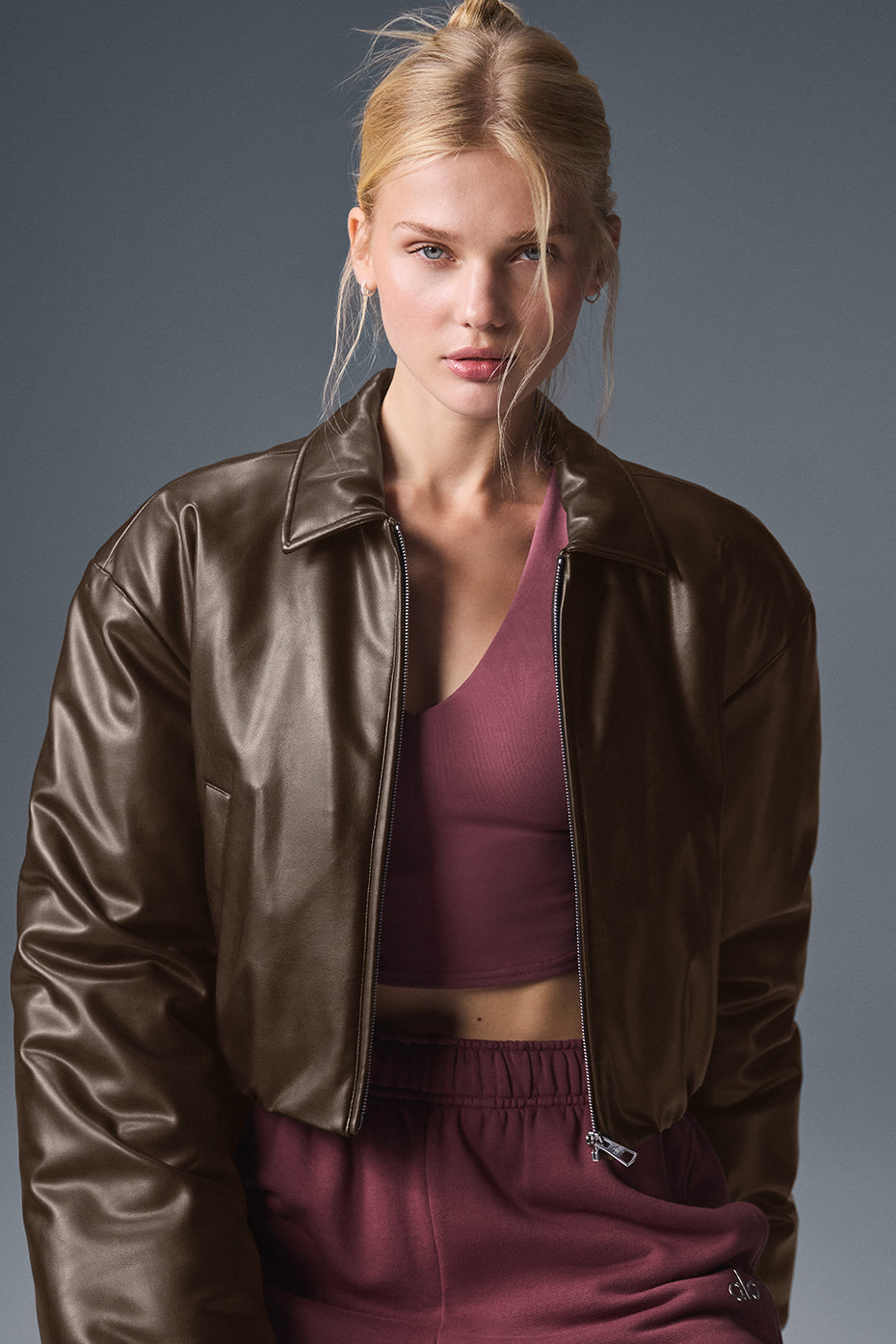 Alo Yoga Women'S Faux Leather Cropped Premier Bomber
