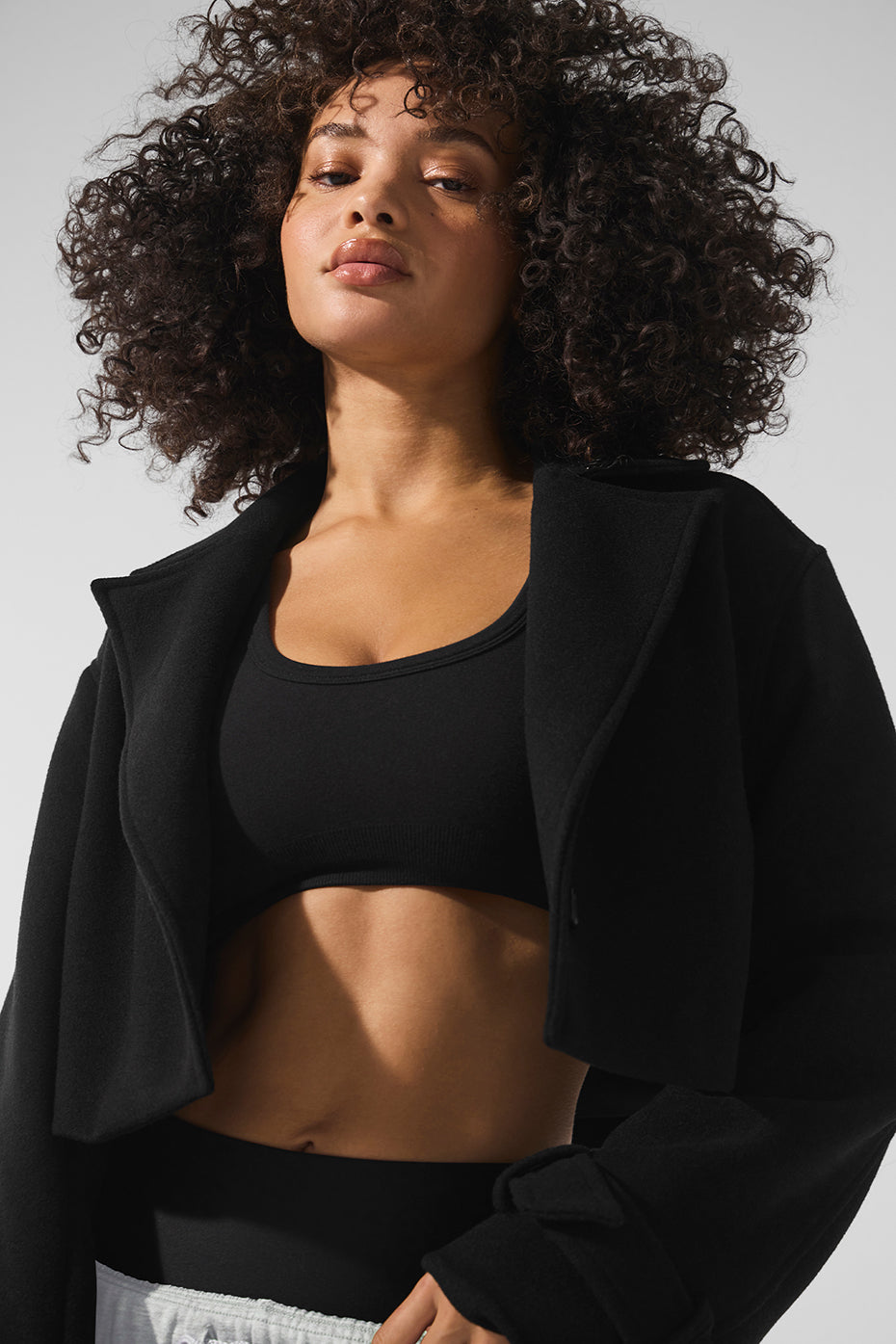 Alo Yoga Women'S Wool Cropped Metro Trench