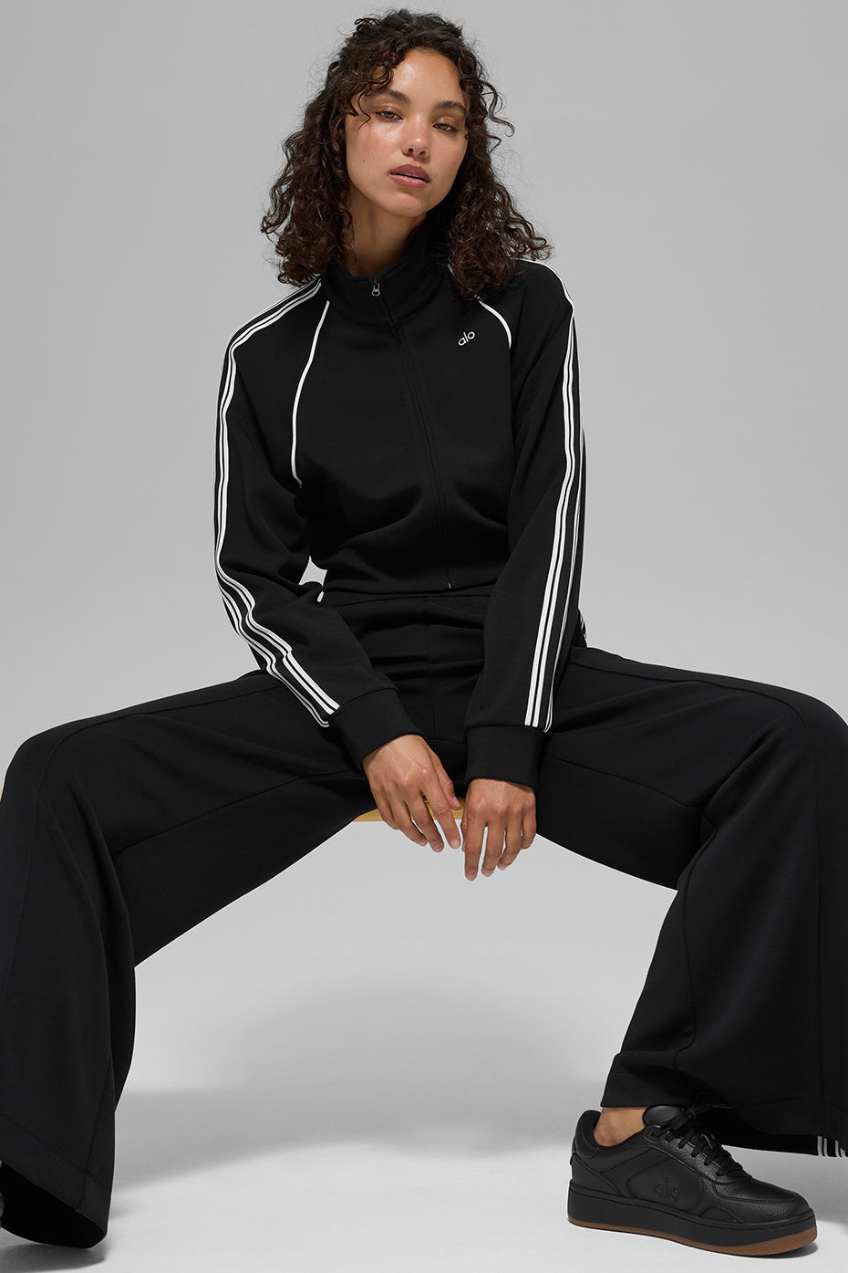 Alo Yoga Women'S Track Star Full Zip Jacket