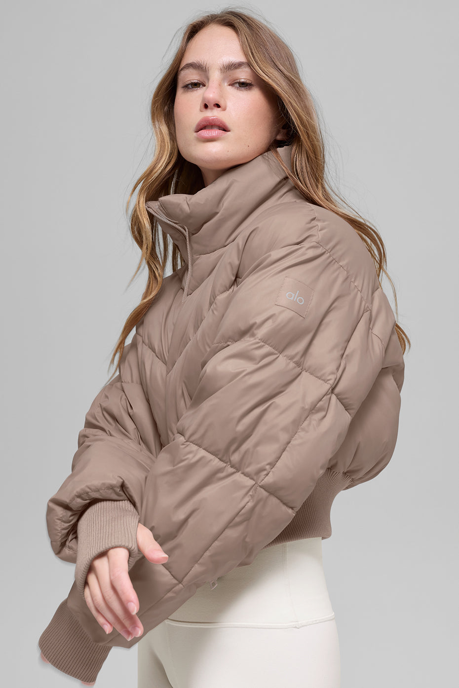 Alo Yoga Women'S Cropped Atmosphere Puffer