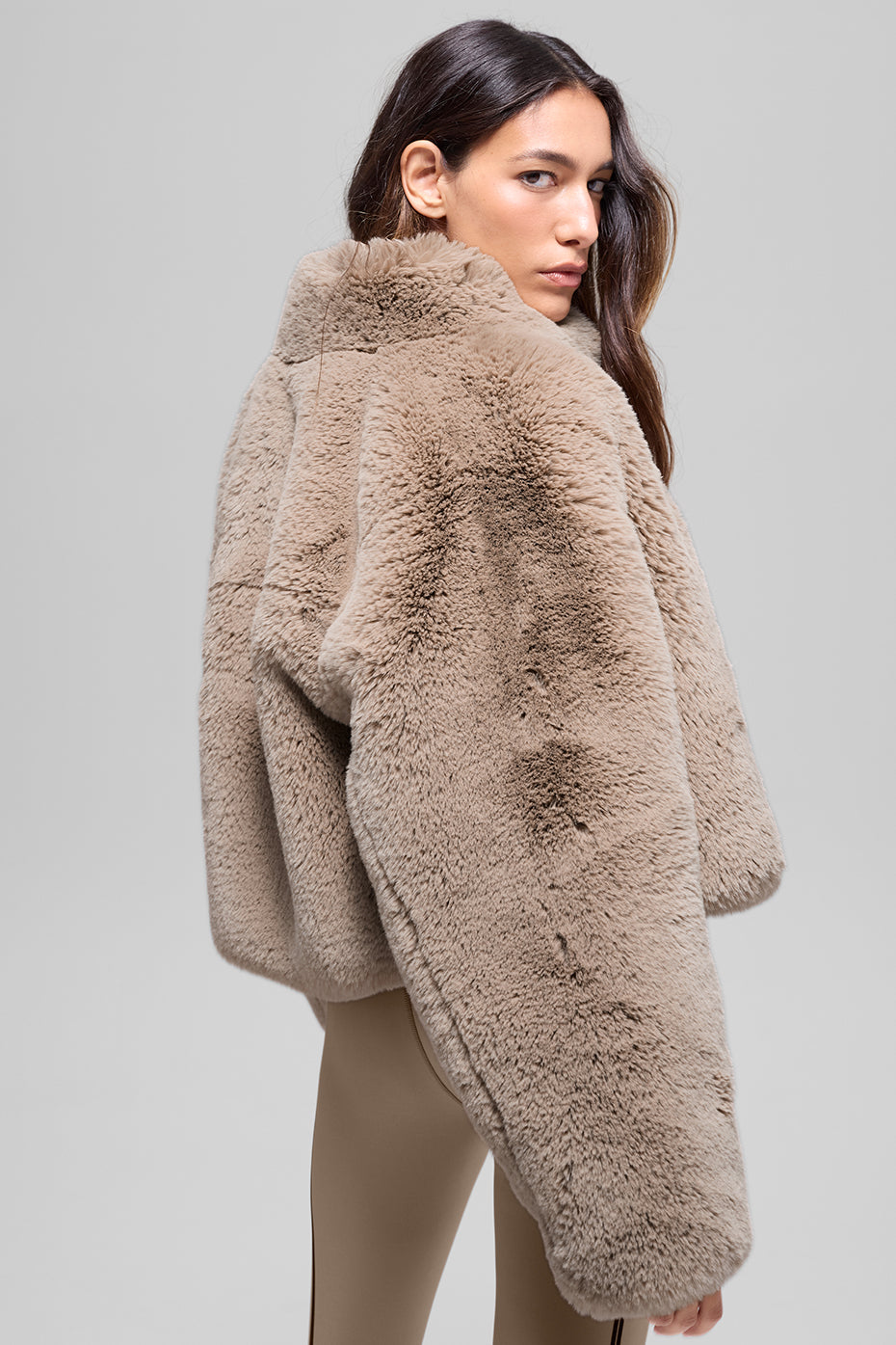 Alo Yoga Women'S Faux Fur Allure Jacket