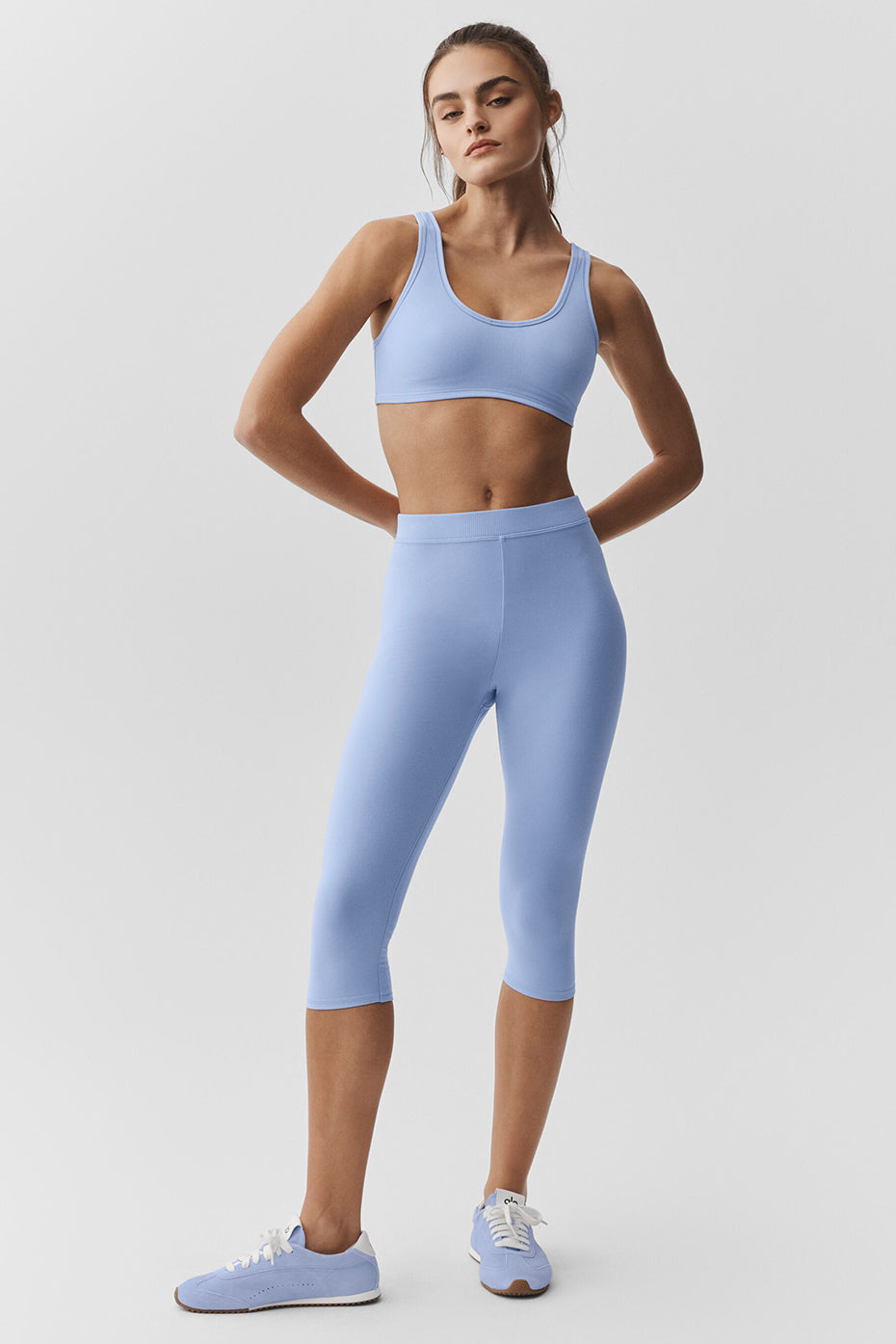 Alo Yoga Women'S Alosoft High-Waist Iconic 90'S Capri