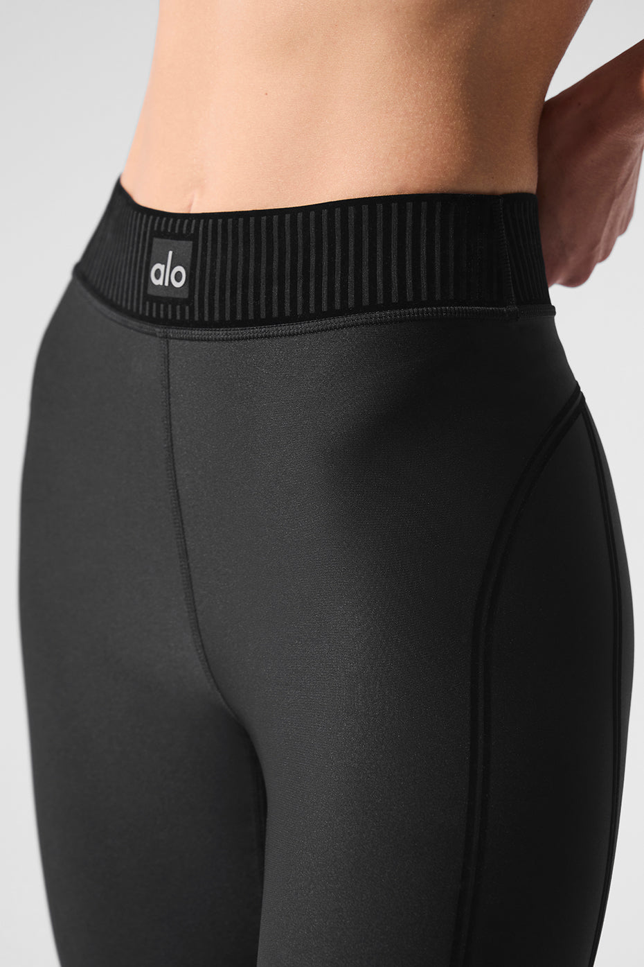 Alo Yoga Women'S Airlift High-Waist 7/8 Line Up Legging