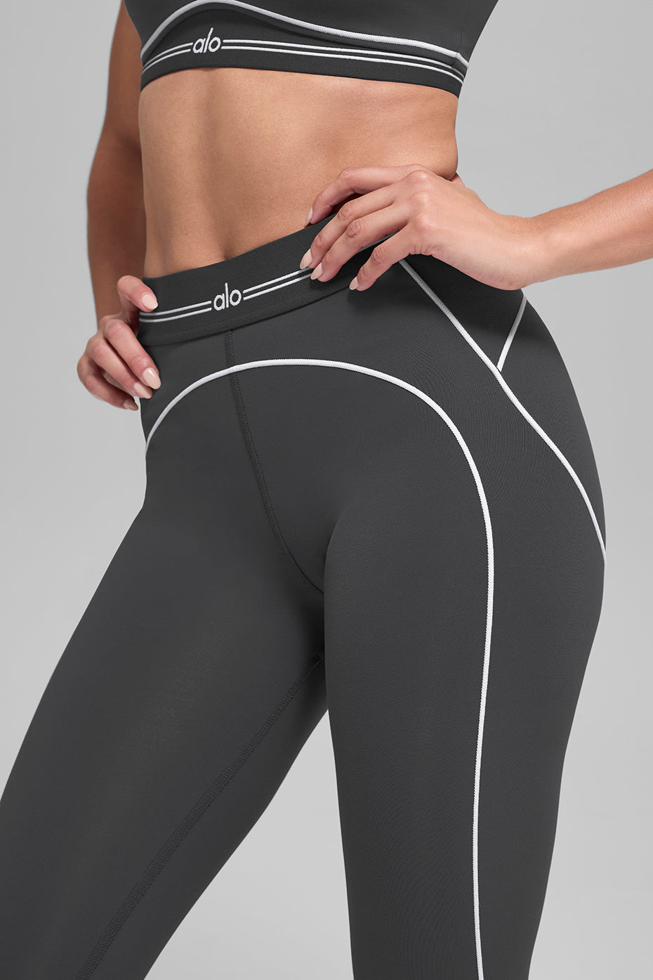 Alo Yoga Women'S Airbrush High-Waist Heart Throb Legging