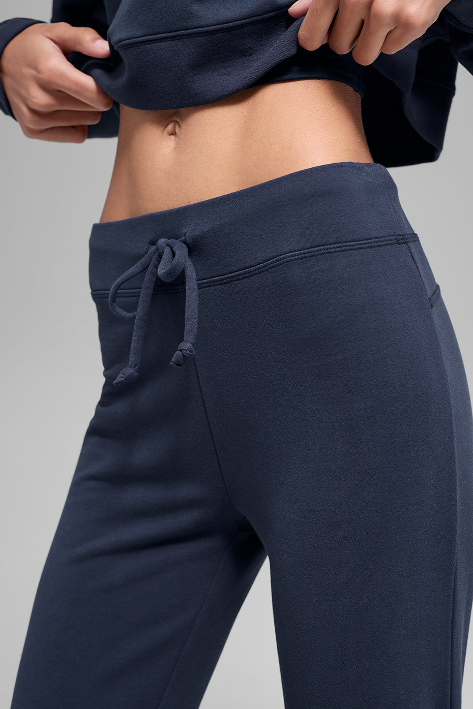 Alo Yoga Women'S Sway Bootcut Sweatpant