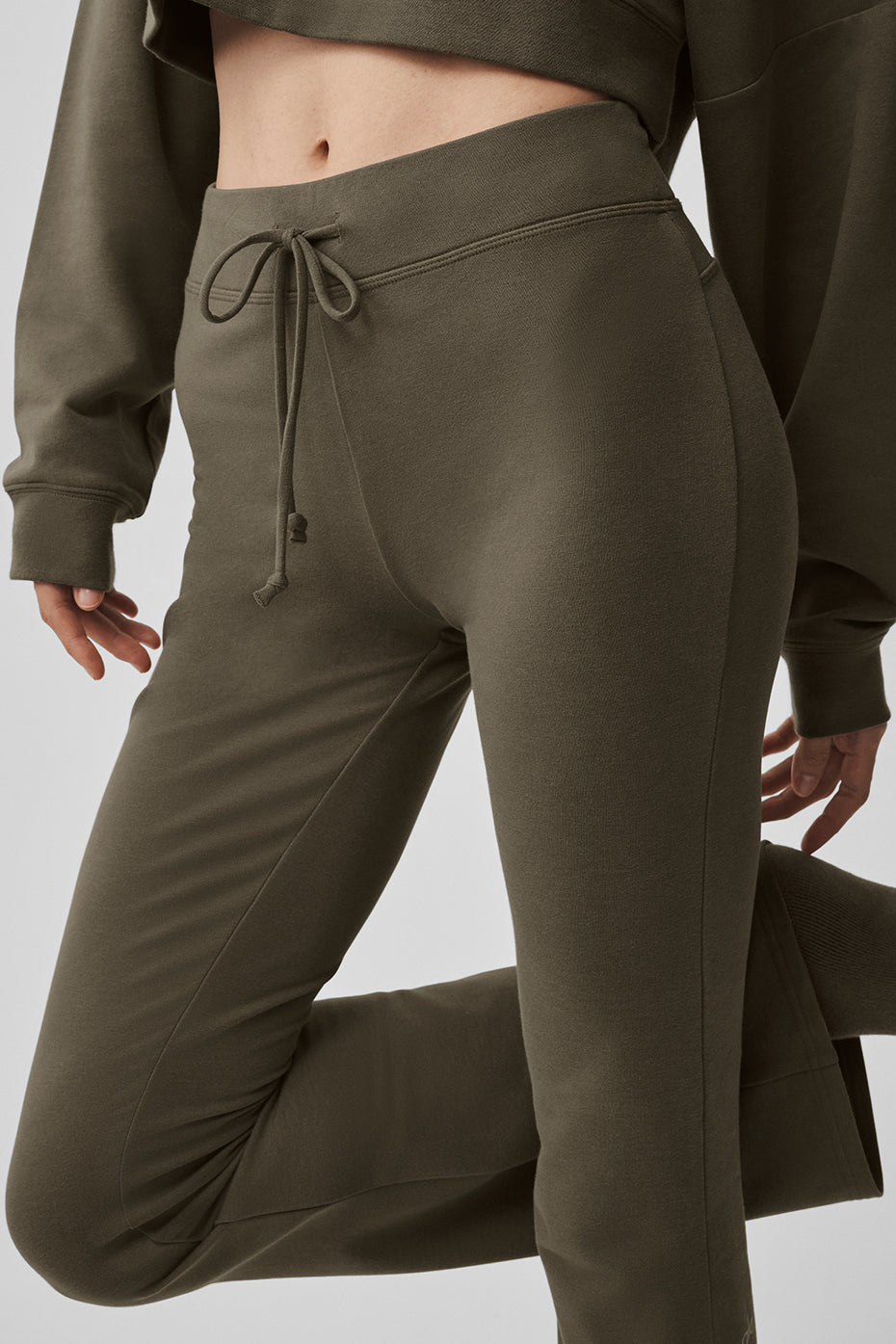 Alo Yoga Women'S Sway Bootcut Sweatpant