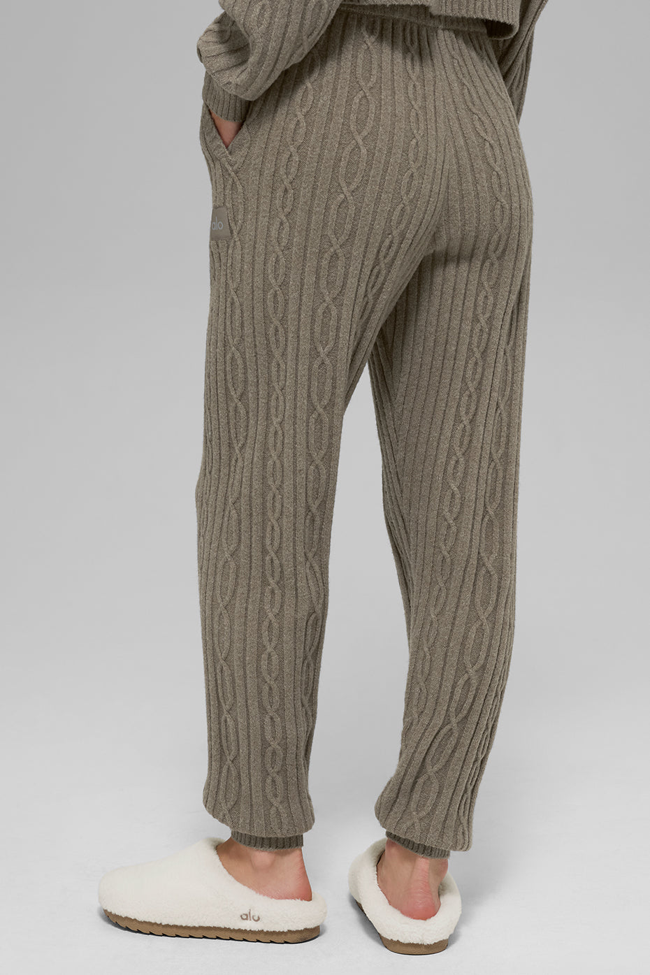 Alo Yoga Women'S Cable Knit Winter Bliss Pant
