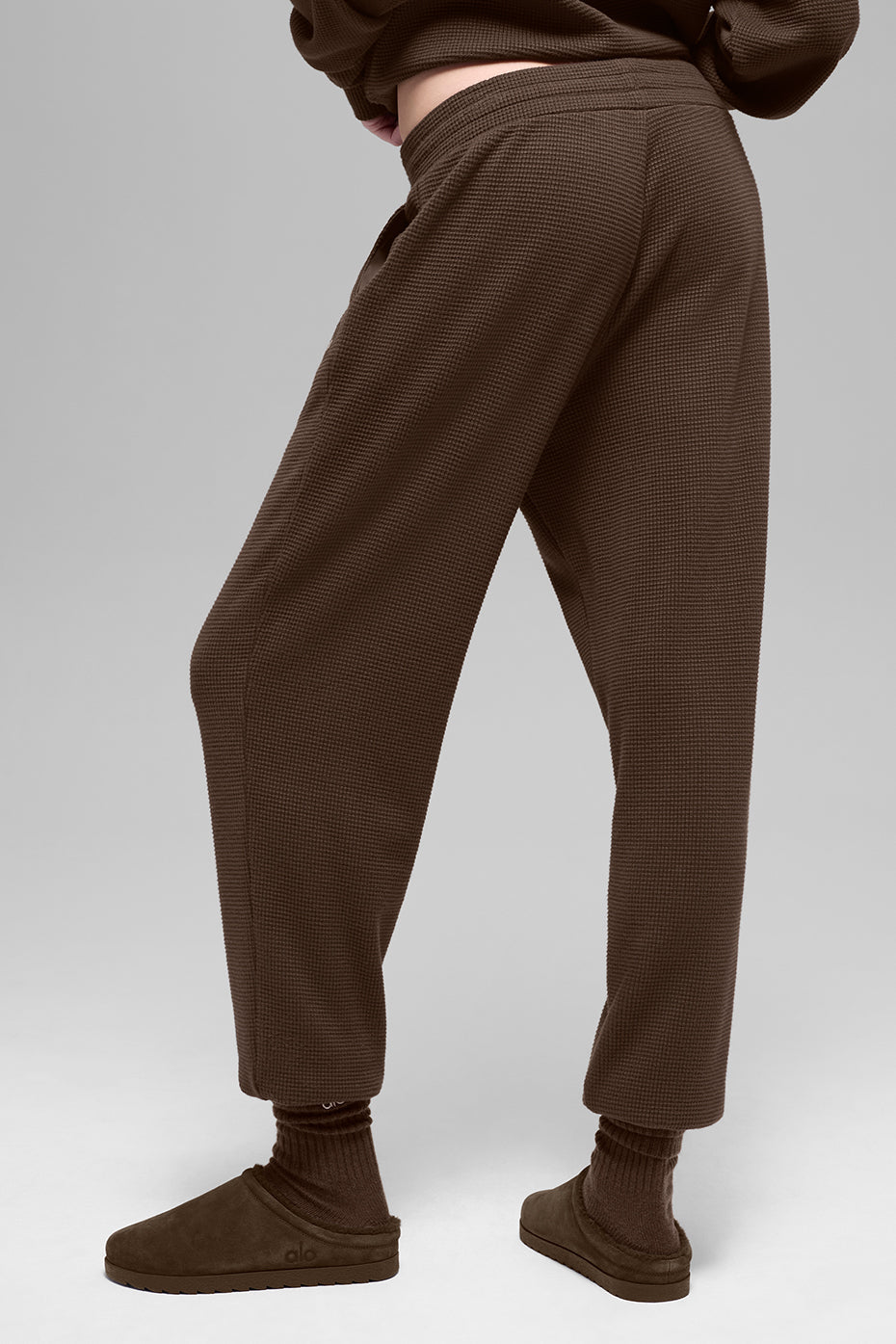 Alo Yoga Women'S Waffle Weekend Escape Jogger
