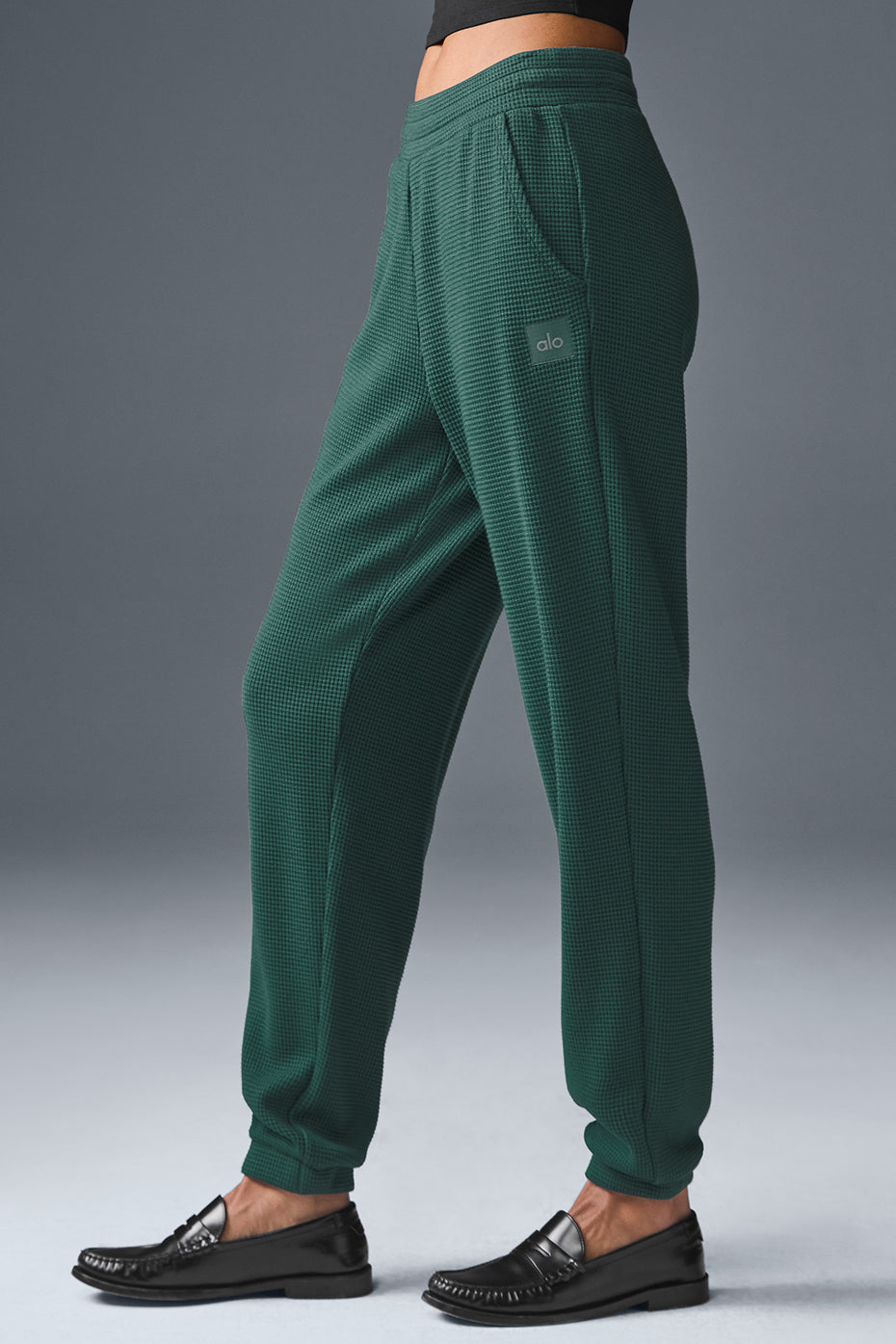 Alo Yoga Waffle Weekend Escape Jogger
