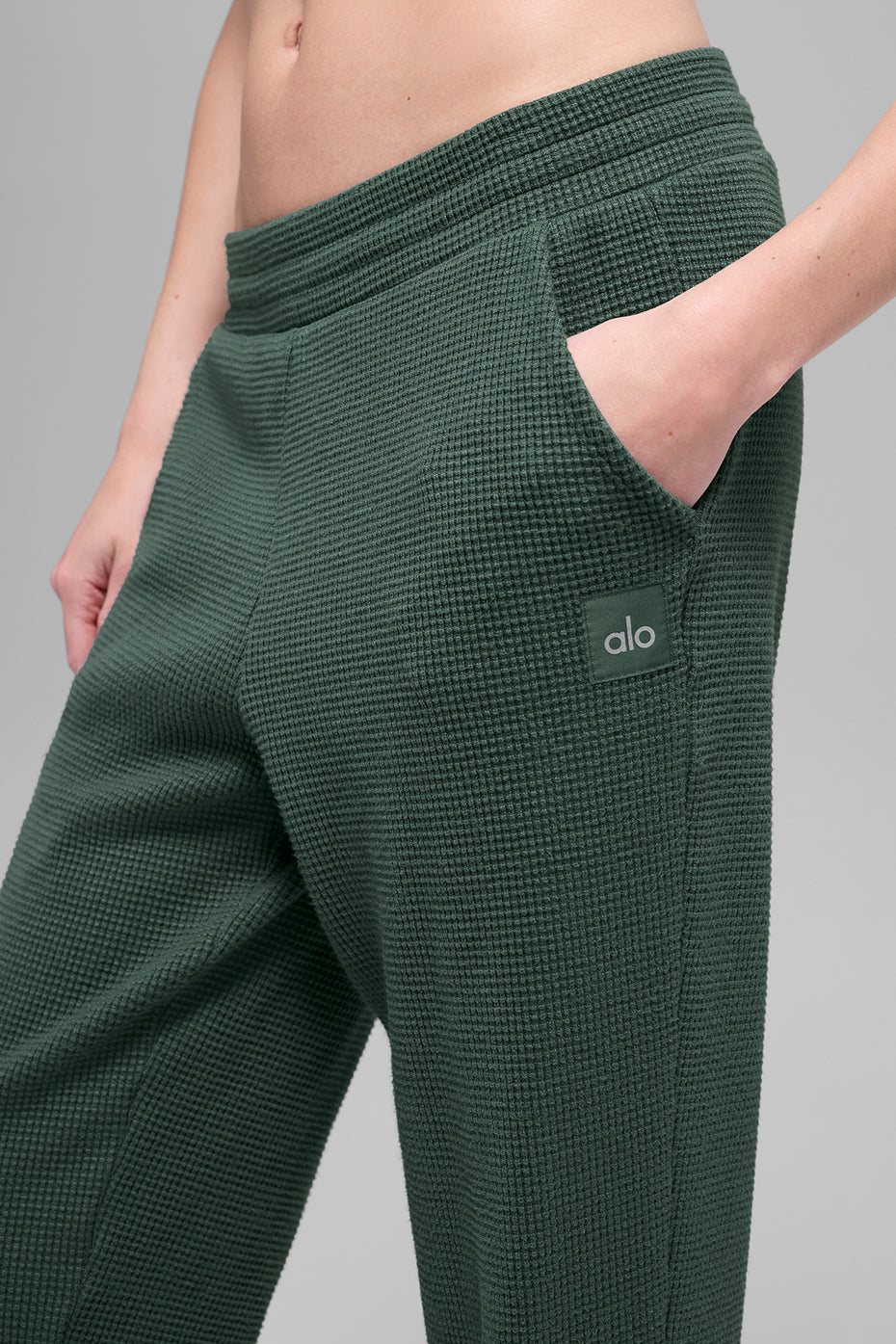 Alo Yoga Women'S Waffle Weekend Escape Jogger