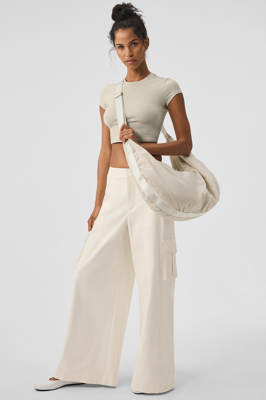 Alo Yoga Women'S Show Off Cargo Wide Leg Trouser (Long)
