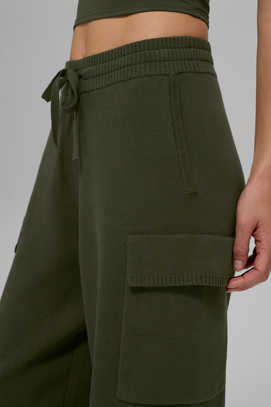 Alo Yoga Women'S Scholar Knit High-Waist Cargo Pant