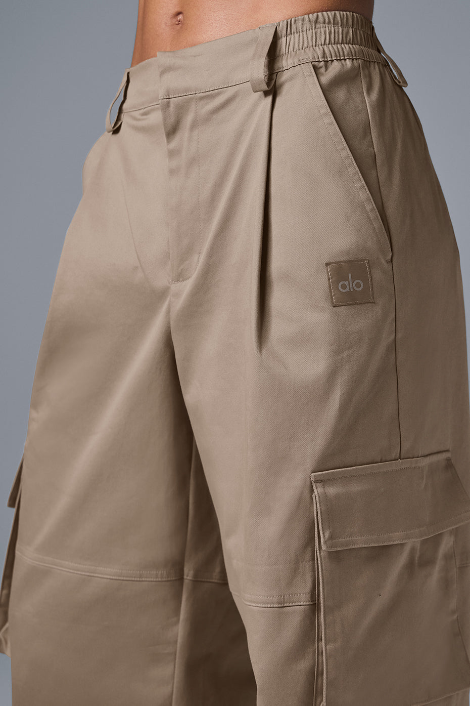 Alo Yoga Women'S High-Waist Night Out Cargo Trouser
