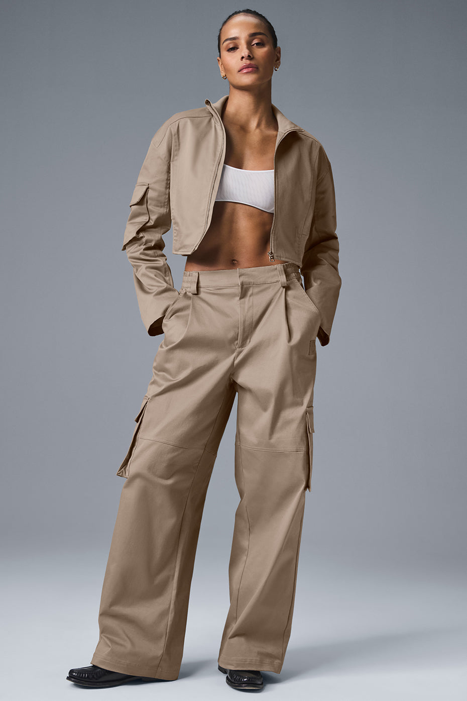 Alo Yoga Women'S High-Waist Night Out Cargo Trouser