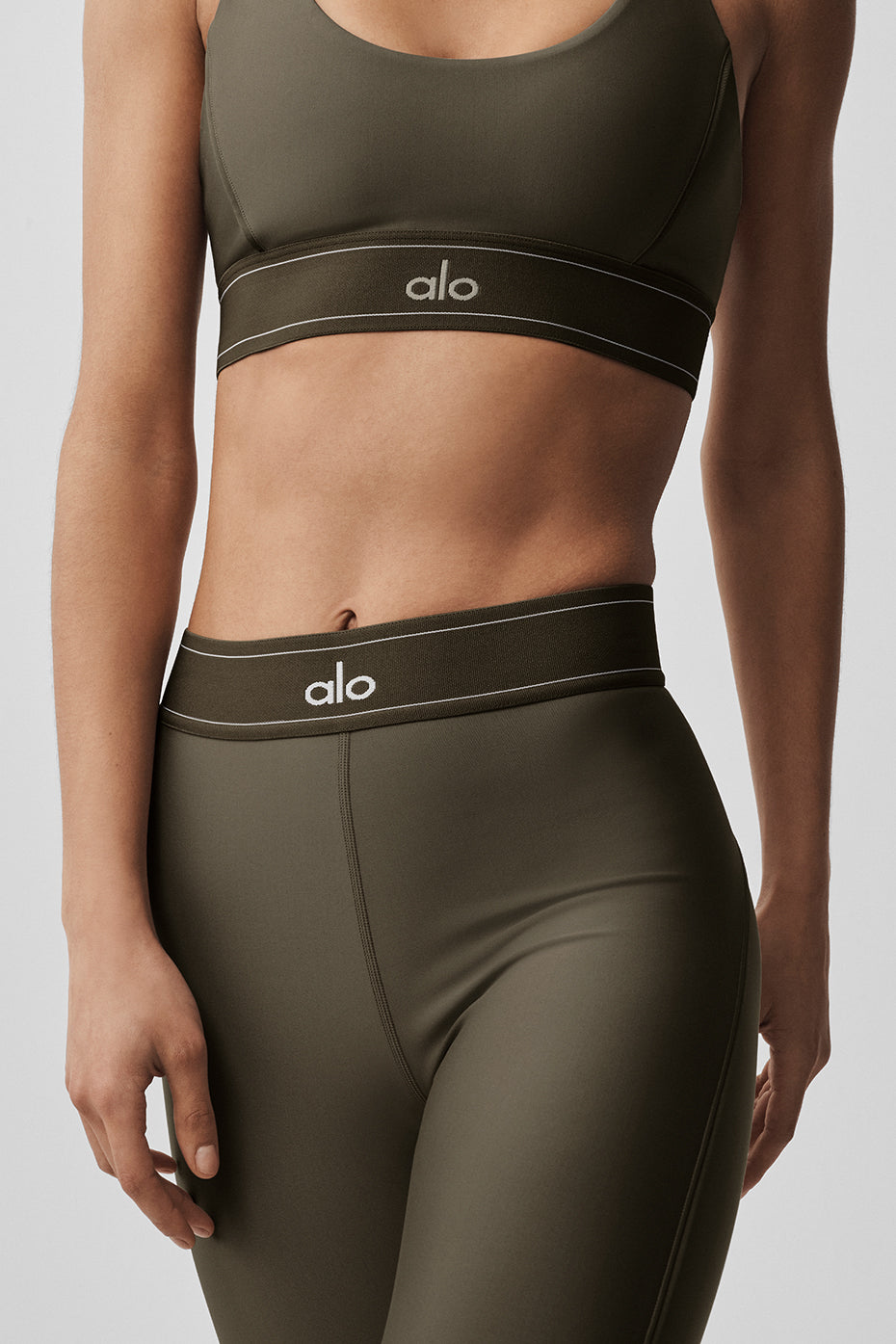 Alo Yoga Women'S Airlift High-Waist Suit Up Legging