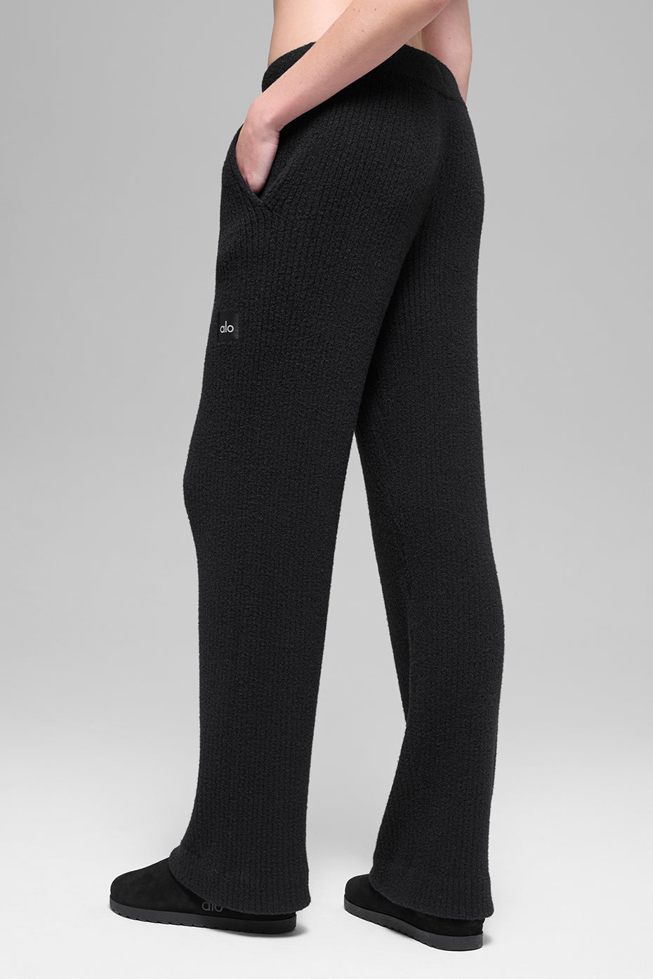 Alo Yoga Women'S Snuggle Up Sweater High-Waist Wide Leg Pant