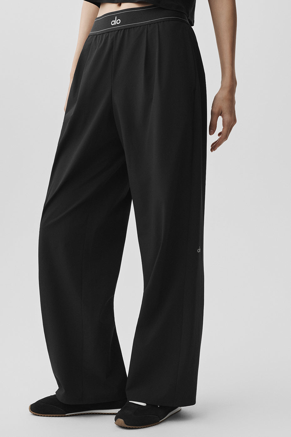 Alo Yoga Women'S Suit Up Trouser (Regular)
