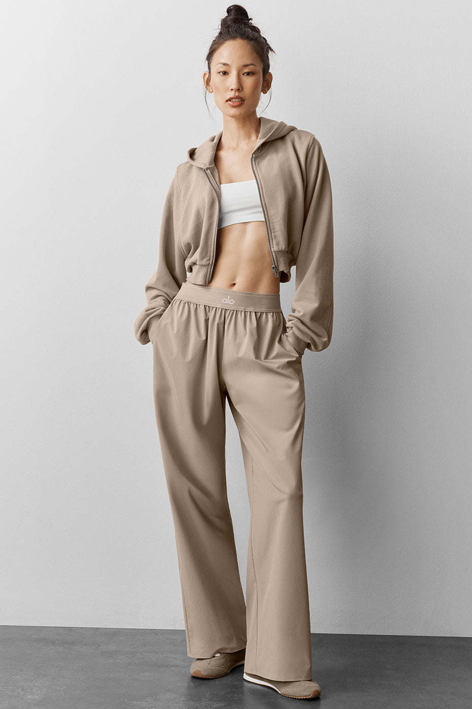 Alo Yoga Women'S Suit Up Trouser (Regular)