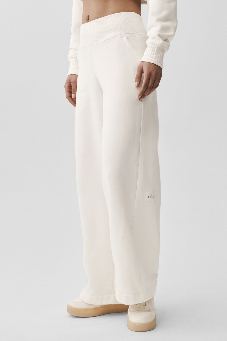 Alo Yoga Women'S Serenity Wide Leg Sweatpant