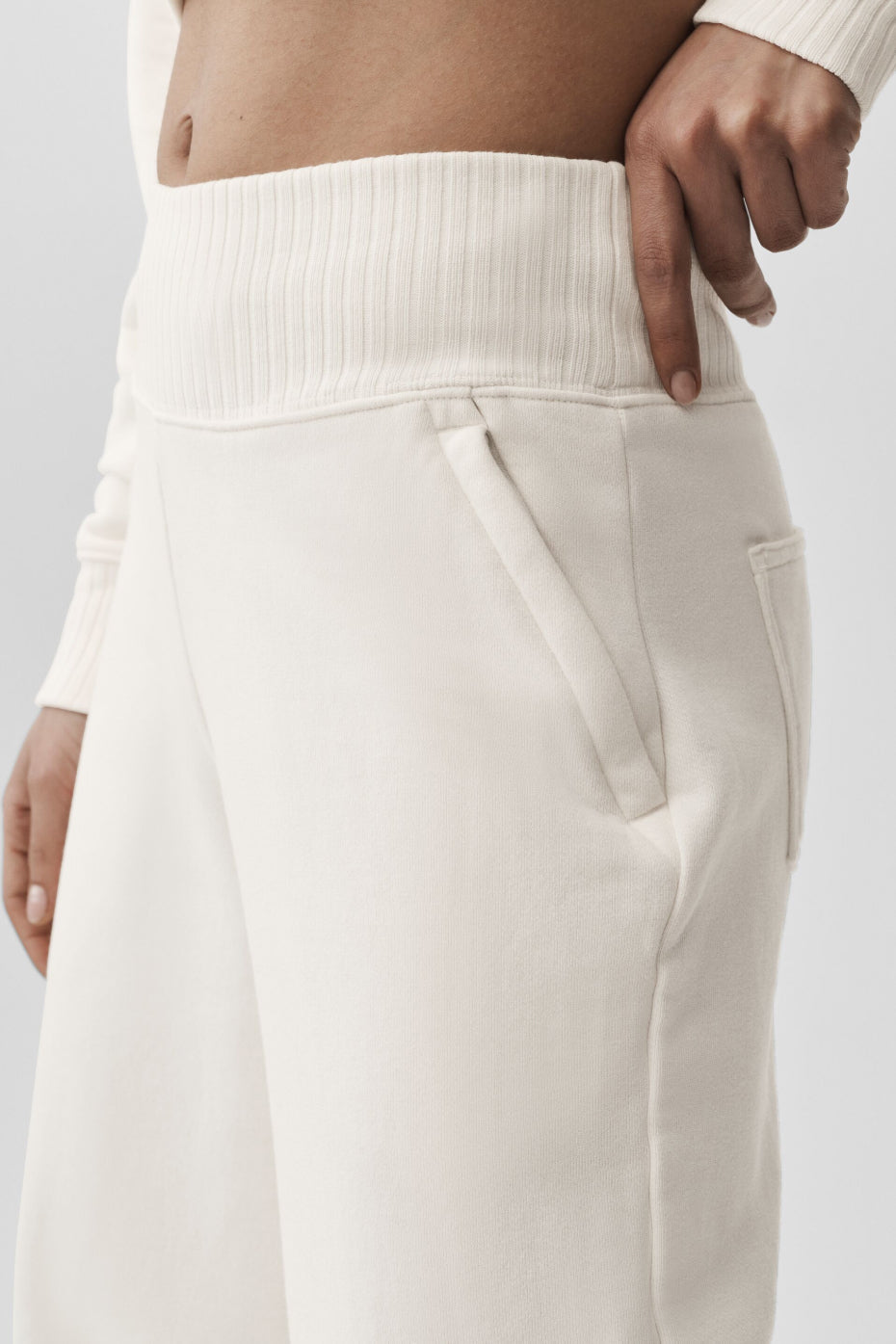 Alo Yoga Women'S Serenity Wide Leg Sweatpant