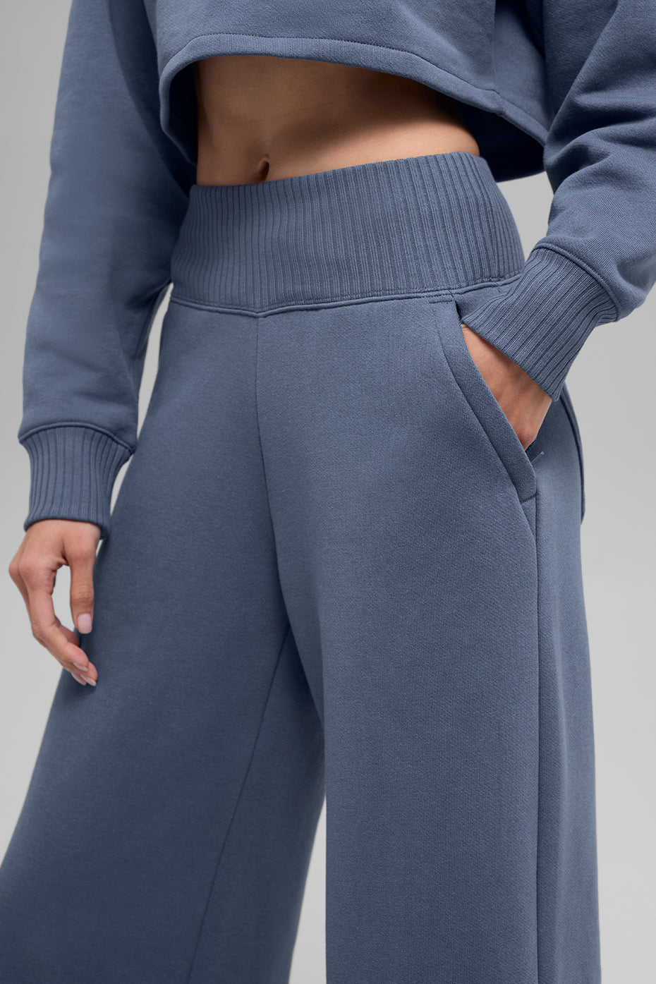Alo Yoga Women'S Serenity Wide Leg Sweatpant