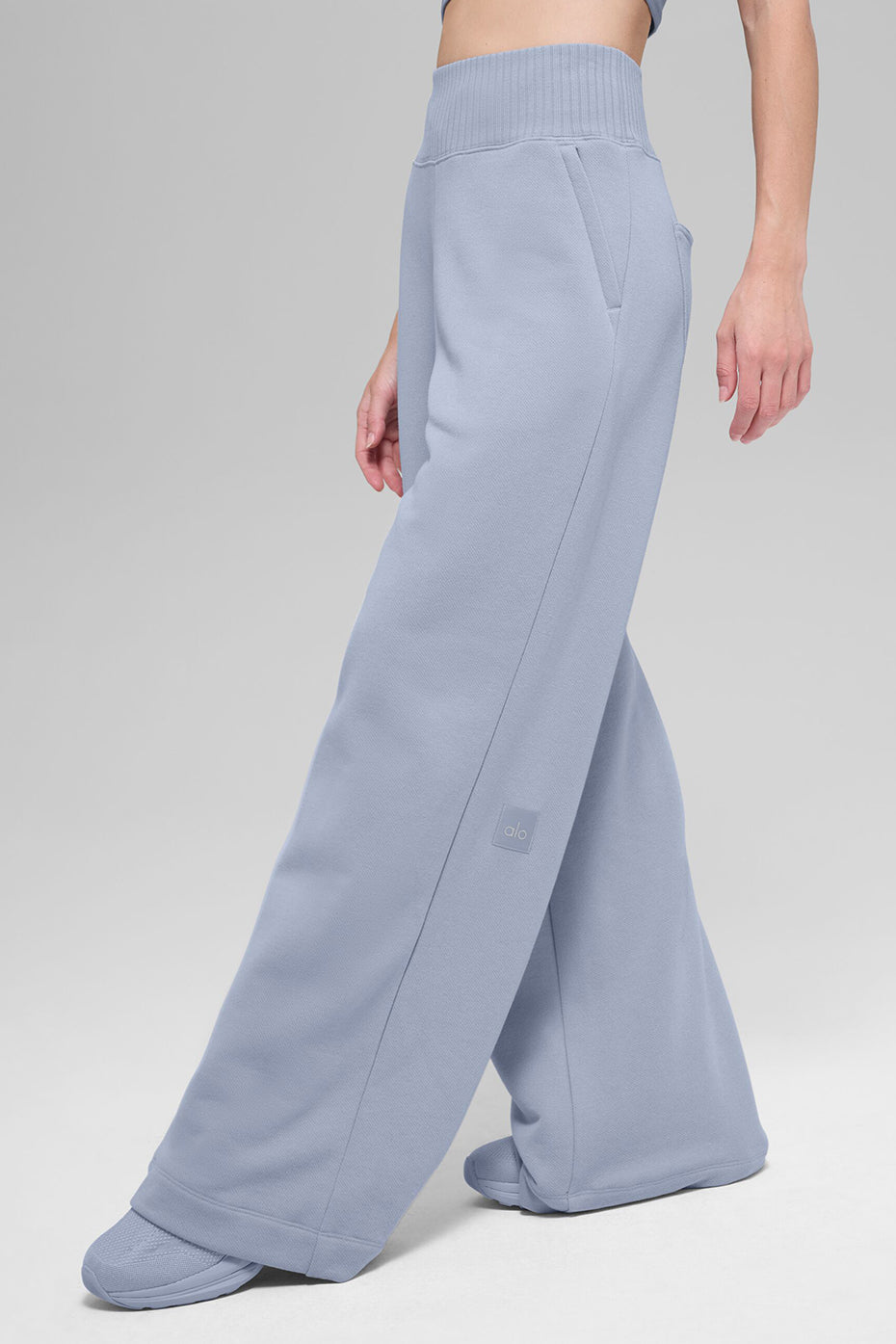 Alo Yoga Women'S Serenity Wide Leg Sweatpant