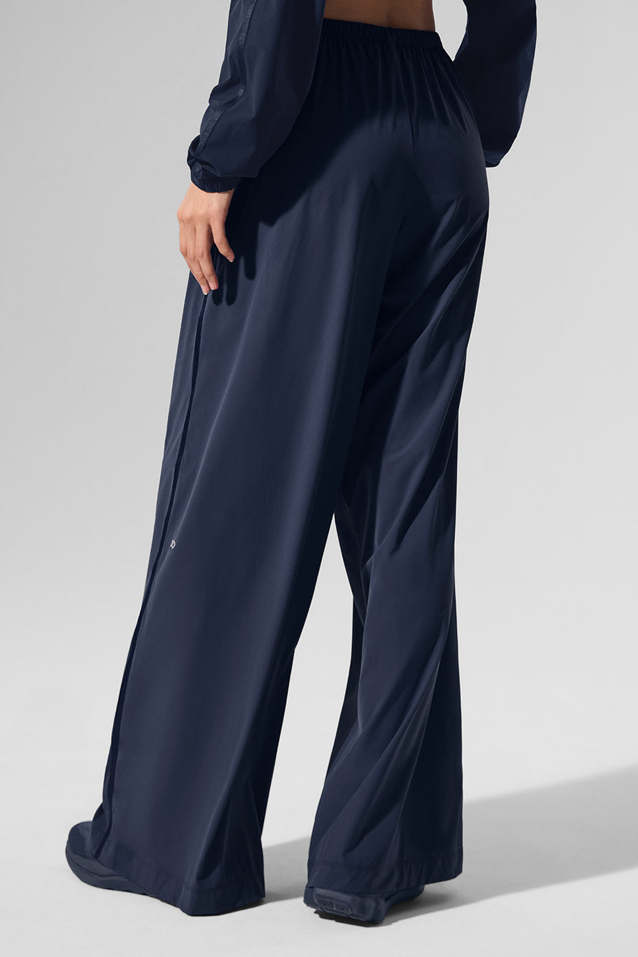 Alo Yoga Women'S Breezy Wide Leg Pant (Long)