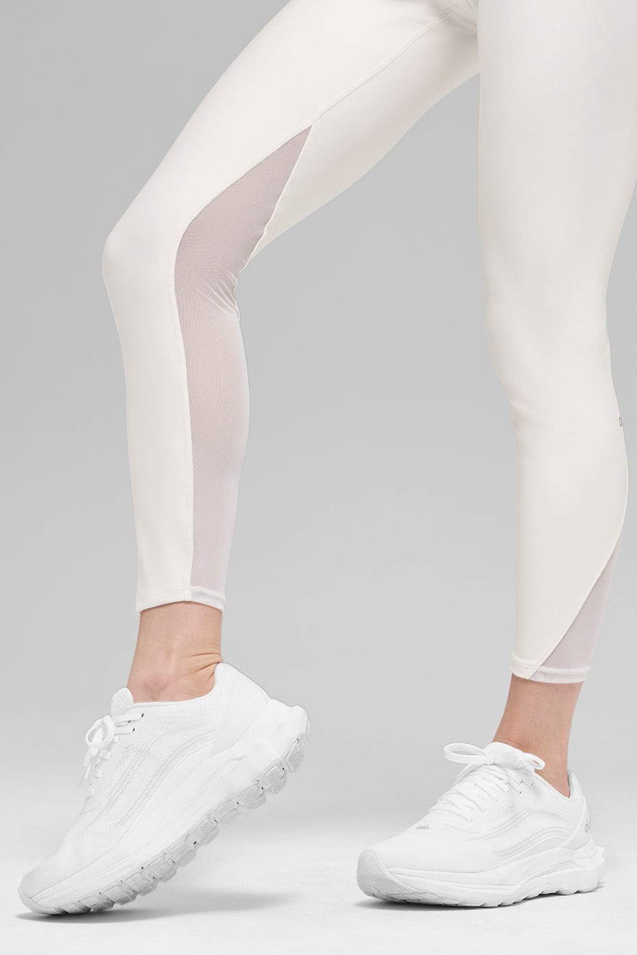 Alo Yoga Women'S Airlift High-Waist 7/8 Rebel Legging
