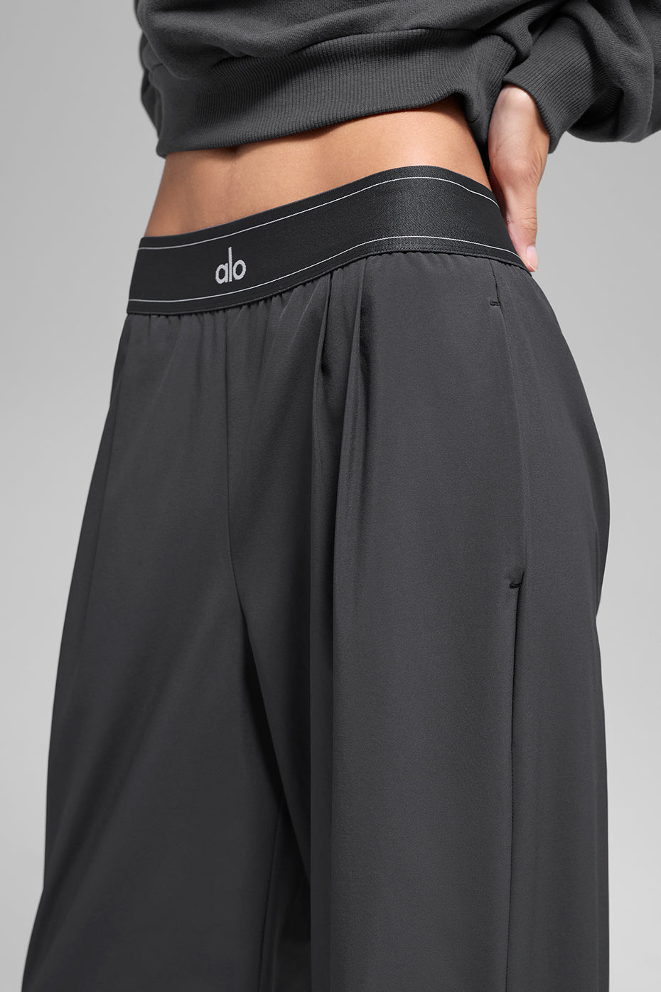 Alo Yoga Women'S Suit Up Trouser (Long)