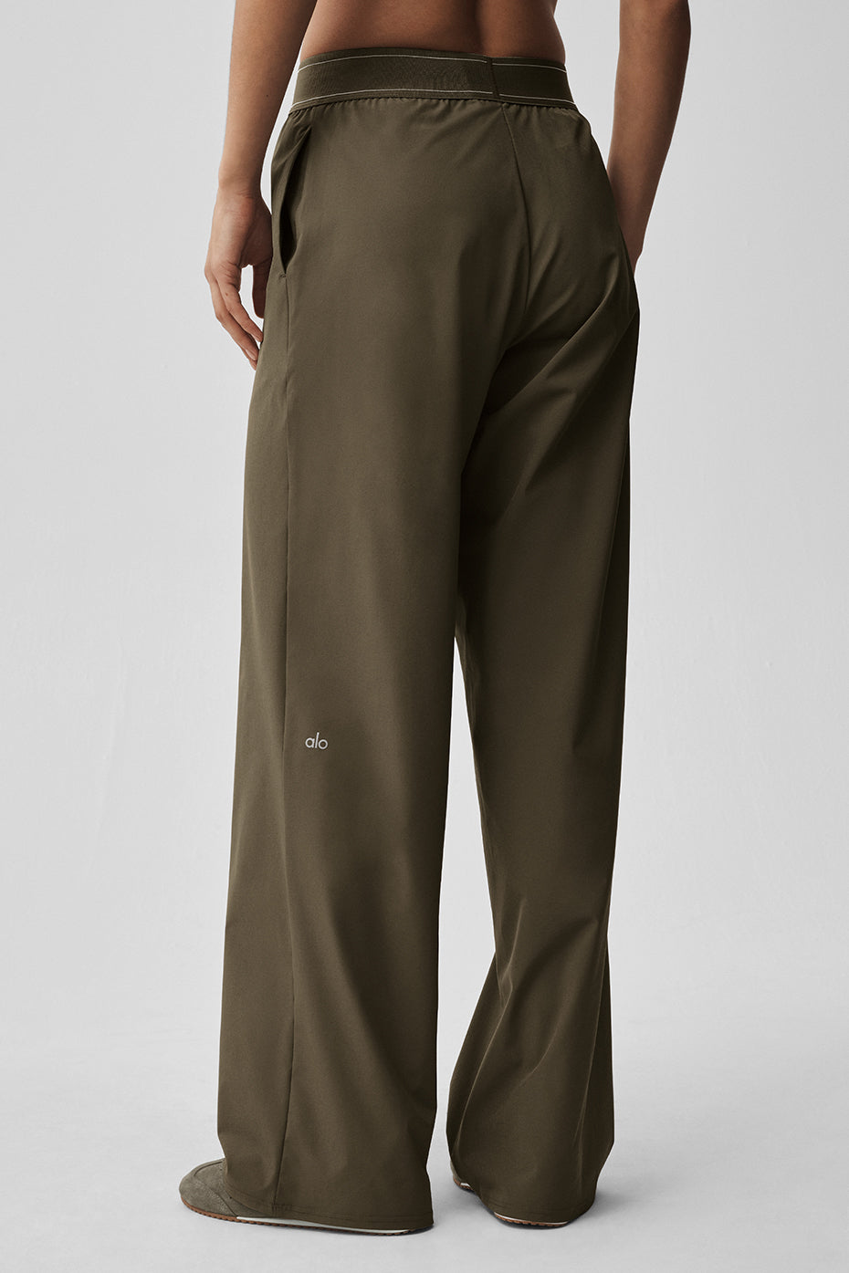 Alo Yoga Women'S Suit Up Trouser (Long)