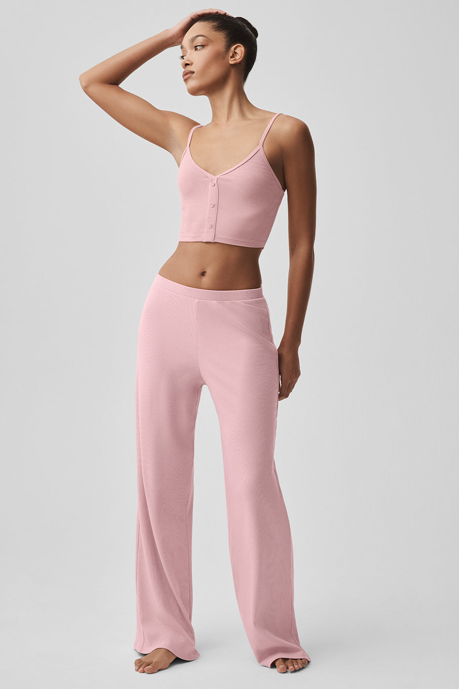 Alo Yoga Women'S Mid-Rise Dreamlight Straight Pant