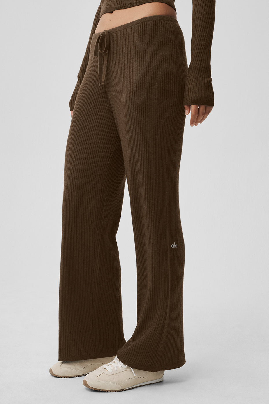 Alo Yoga Women'S Sweater Knit Mid-Rise Unwind Wide Leg Pant