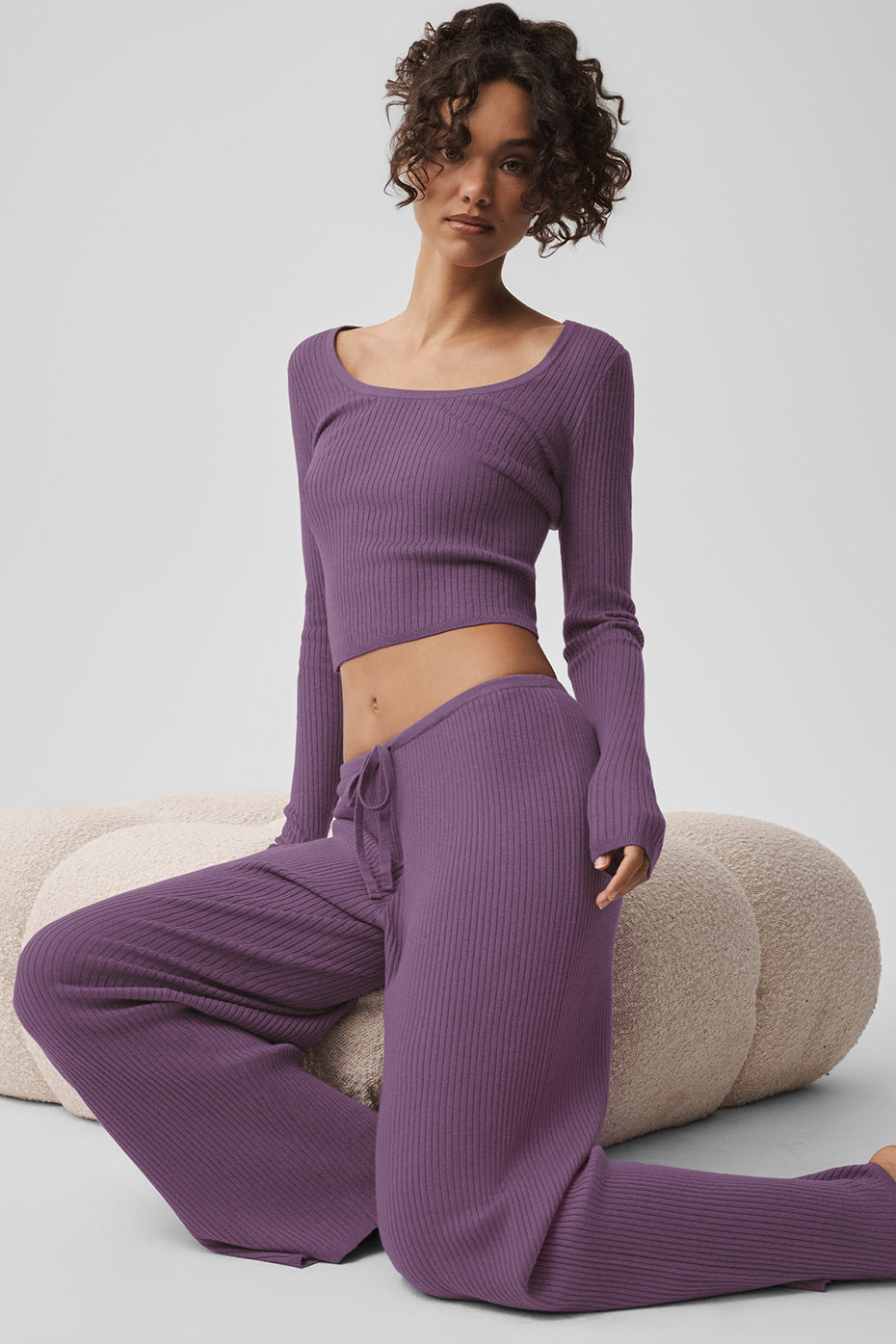 Alo Yoga Women'S Sweater Knit Mid-Rise Unwind Wide Leg Pant