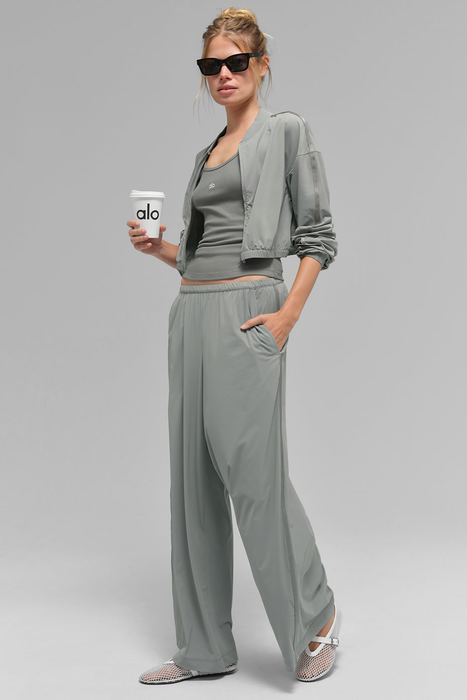 Alo Yoga Women'S Breezy Wide Leg Pant (Regular)