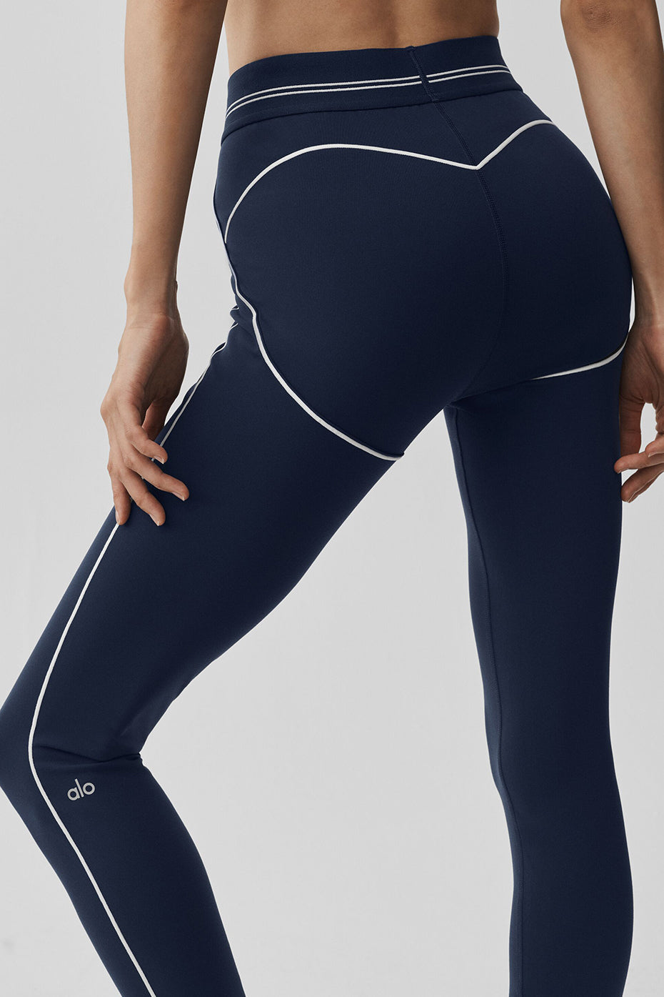 Alo Yoga Women'S Airbrush High-Waist 7/8 Heart Throb Legging