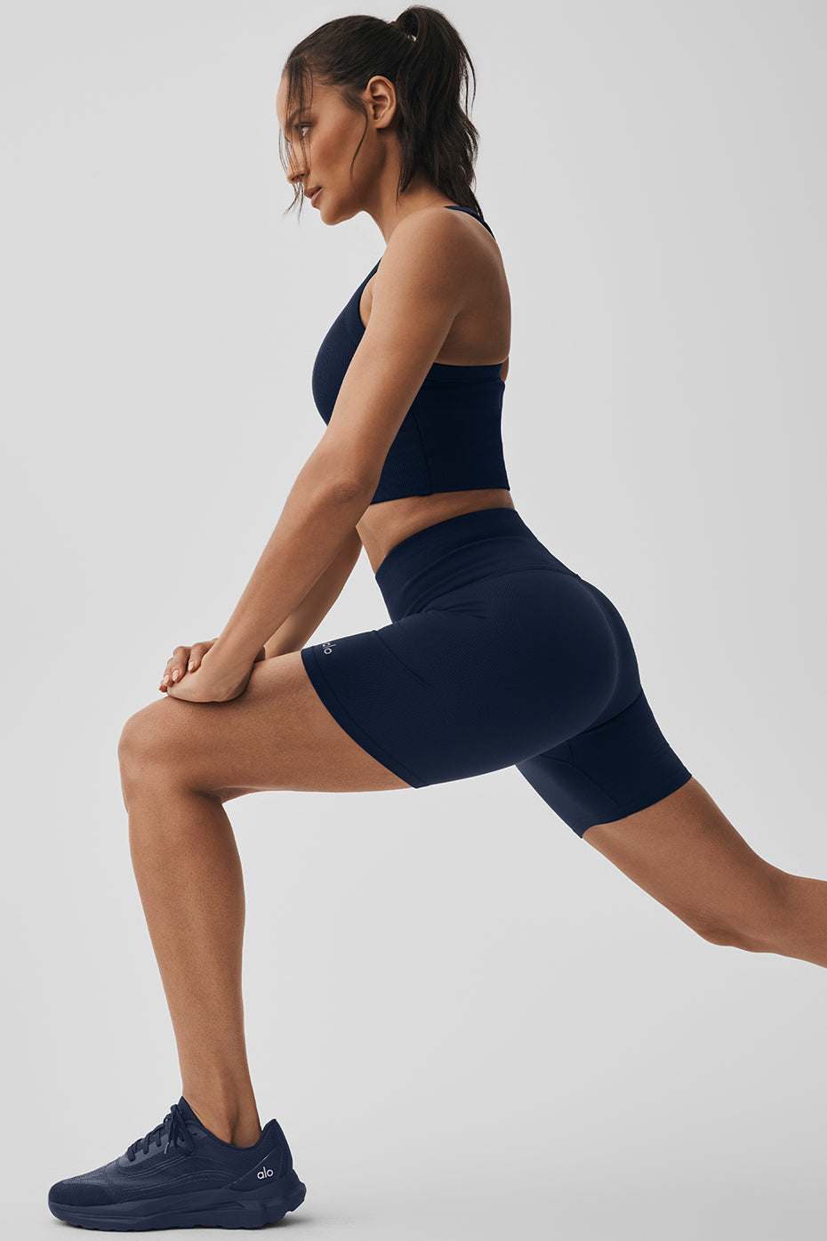 Alo Yoga Women'S 5" Seamless Ribbed Favorite Short