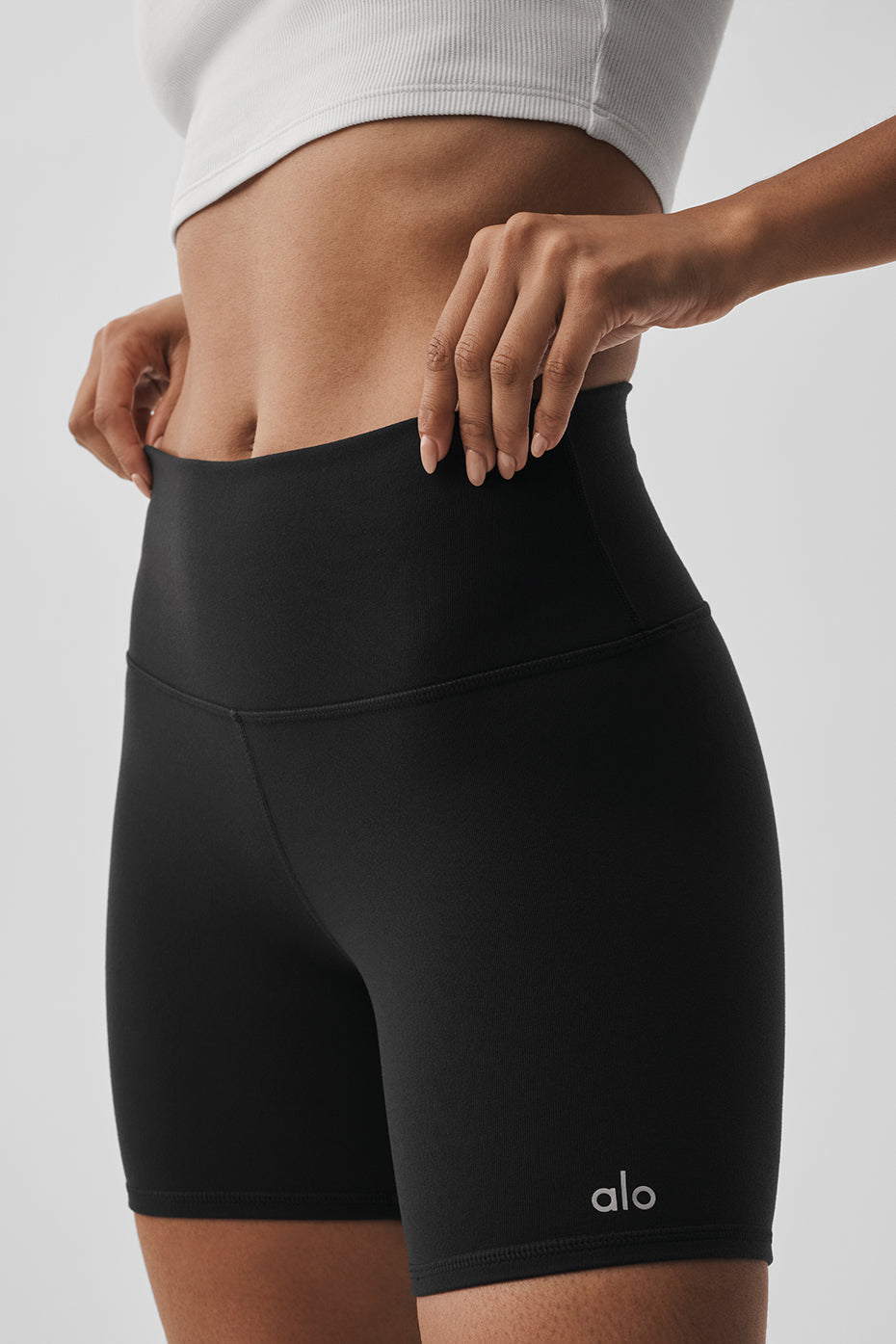 Alo Yoga Women'S 5" Airbrush High-Waist Biker Short