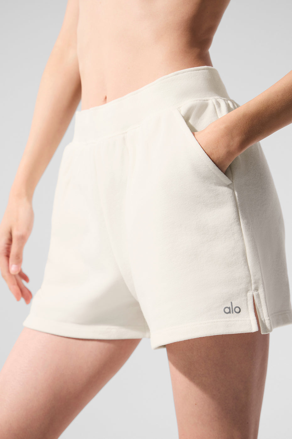 Alo Yoga Women'S Low Key Sweat Short