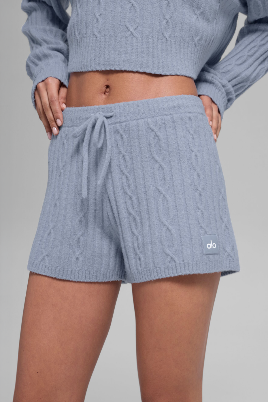 Alo Yoga Women'S Cable Knit Winter Bliss Short