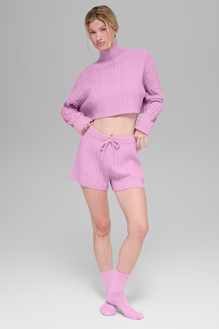 Alo Yoga Women'S Cable Knit Winter Bliss Short