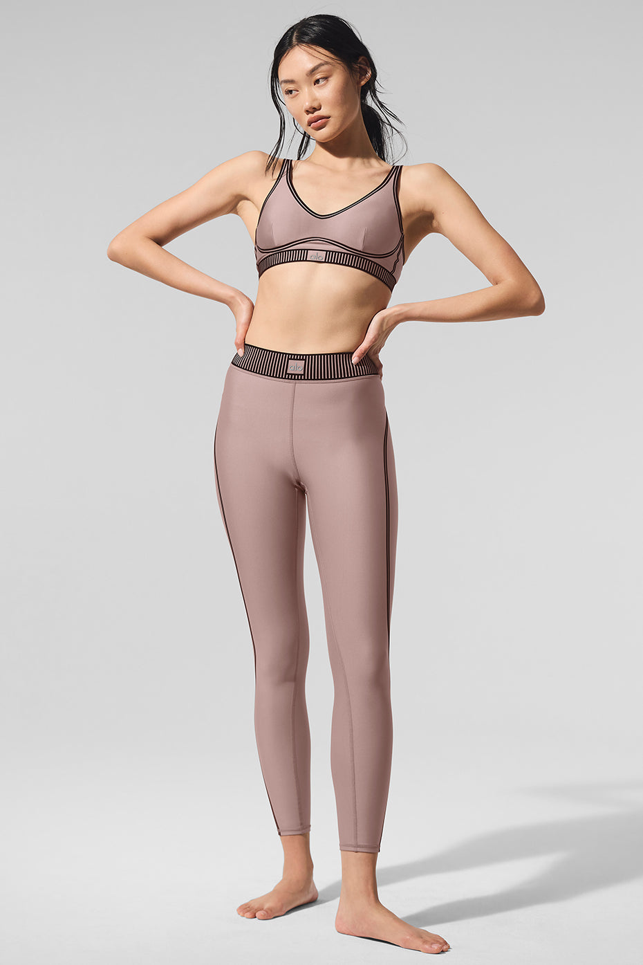 Alo Yoga Women'S Airlift Line Up Bra