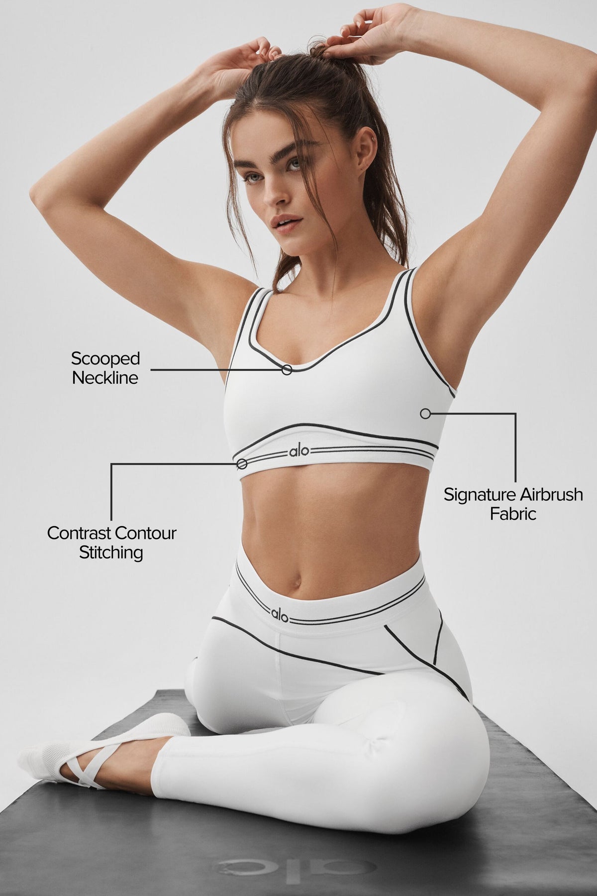 Alo Yoga Women'S Airbrush Heart Throb Bra