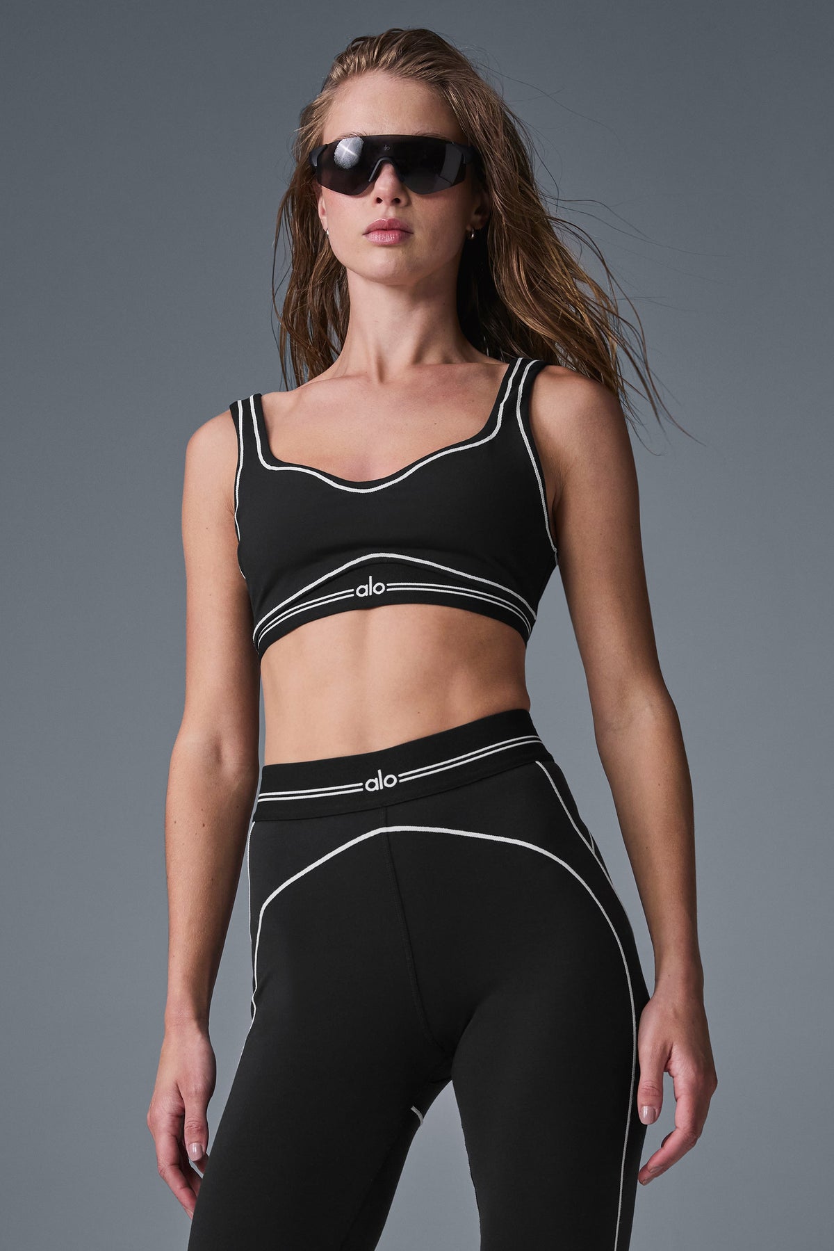 Alo Yoga Women'S Airbrush Heart Throb Bra