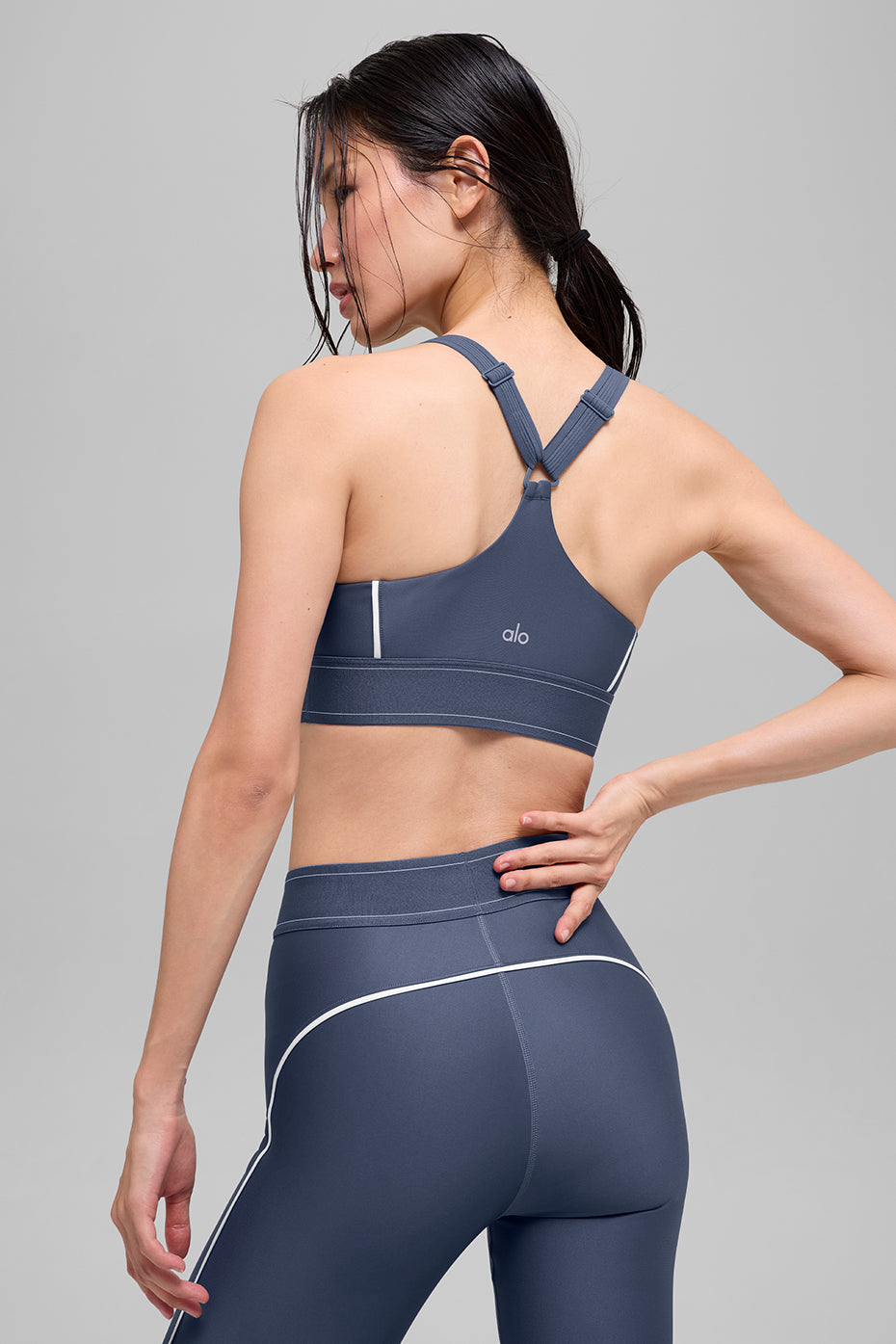 Alo Yoga Women'S Airlift Suit Up Bra