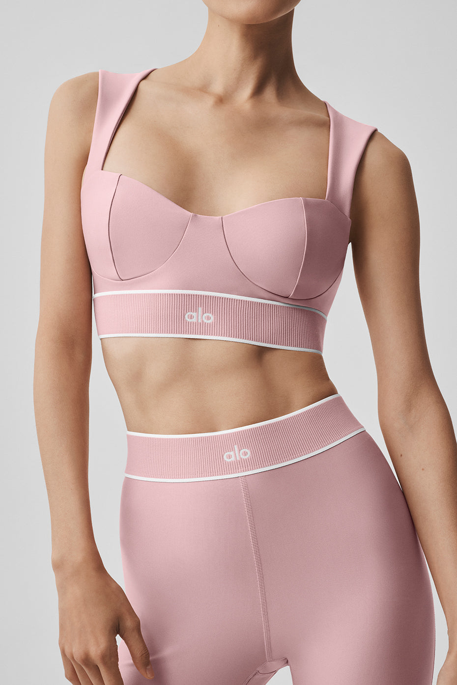 Alo Yoga Women'S Airlift Alignment Bra