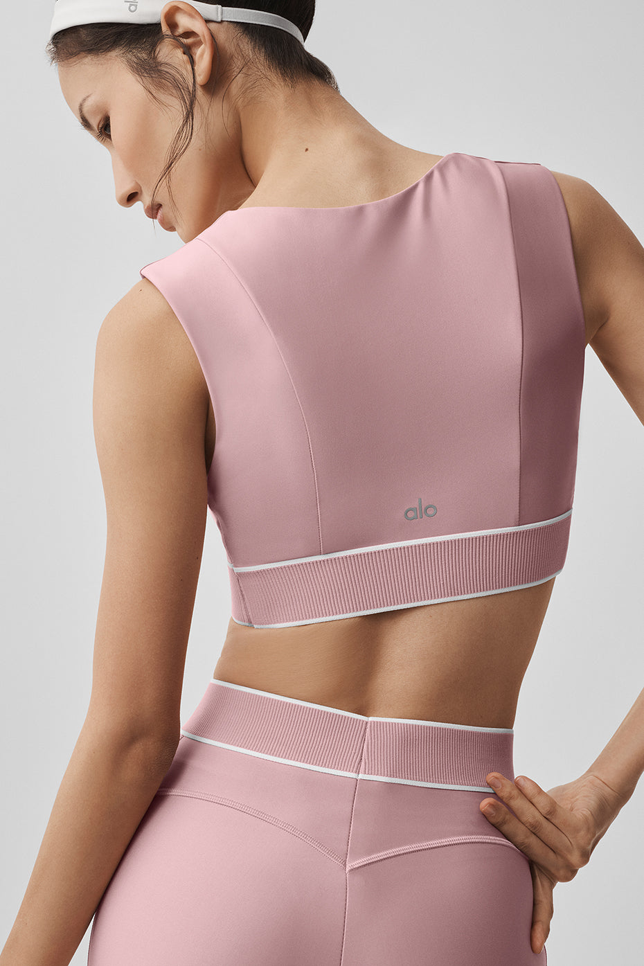 Alo Yoga Women'S Airlift Alignment Bra