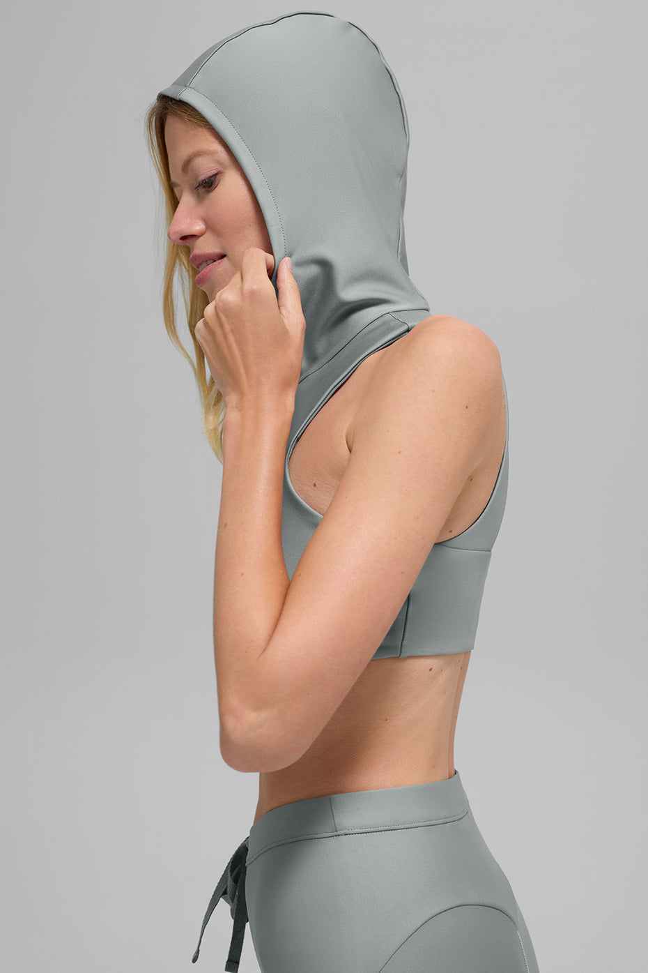 Alo Yoga Women'S Airlift Light Speed Hooded Bra