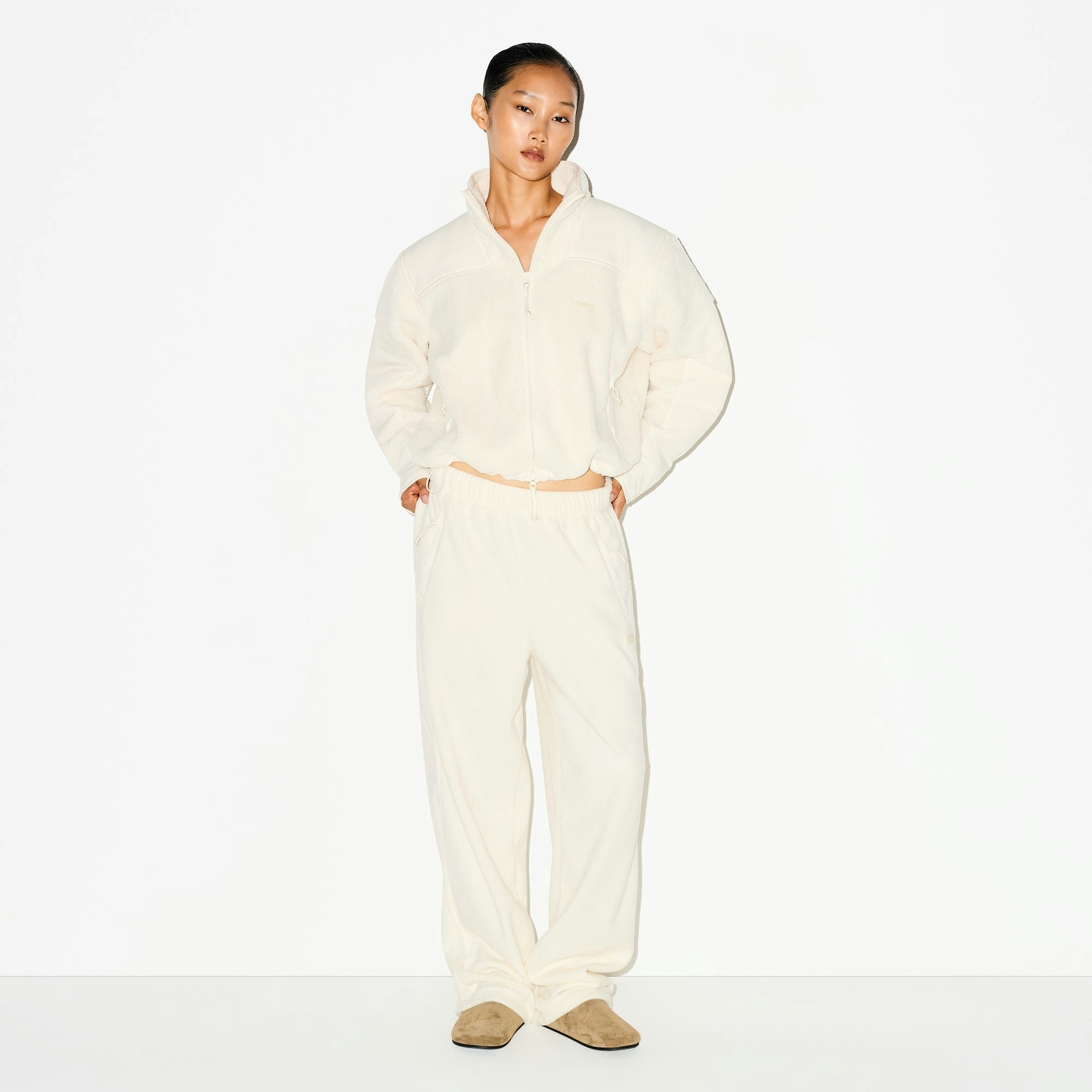 Skims Outdoor Fleece Straight Leg Pant Ecru