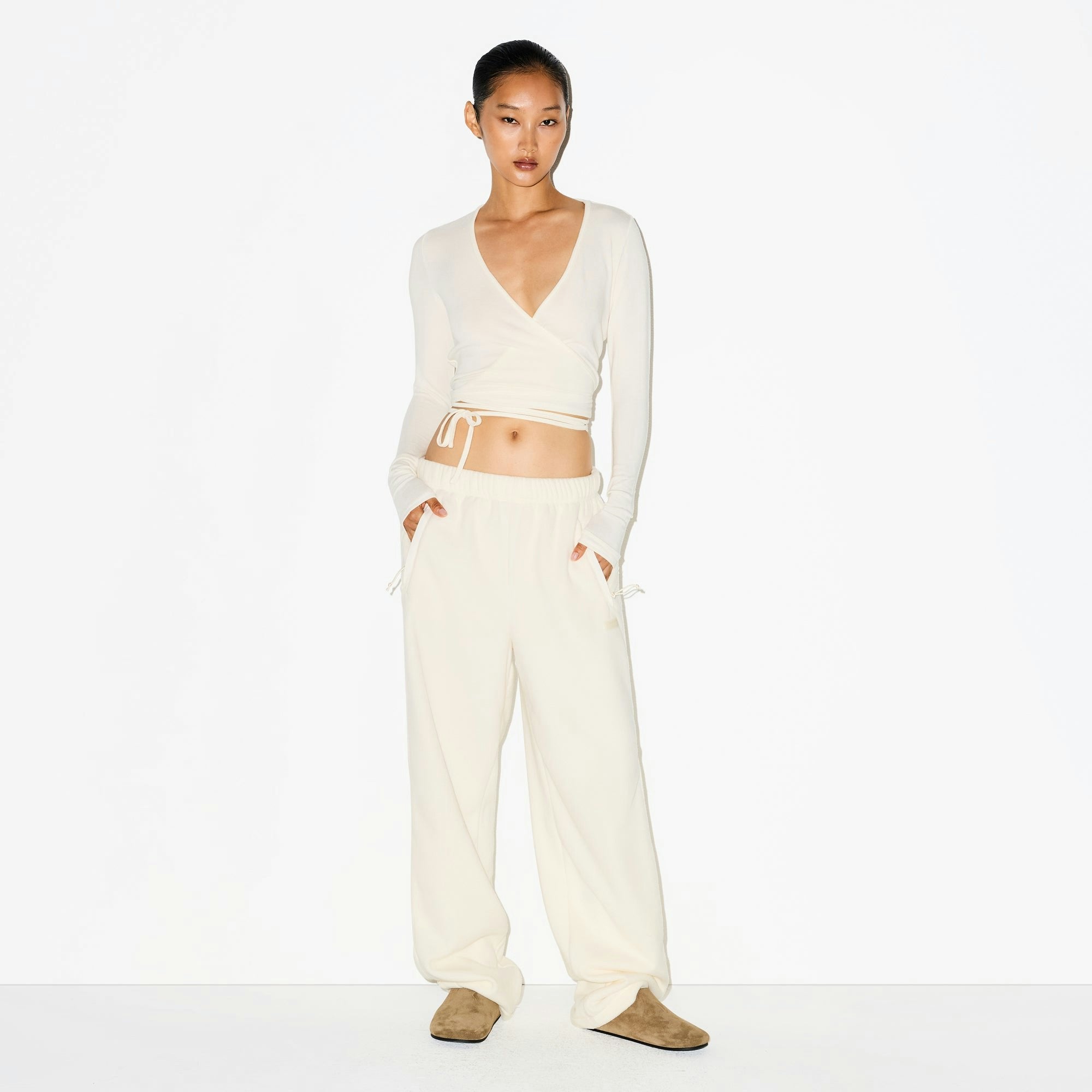 Skims Outdoor Fleece Straight Leg Pant Ecru