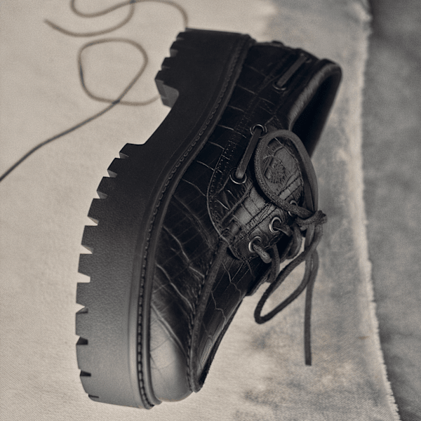 #color_black-full-grain-croc